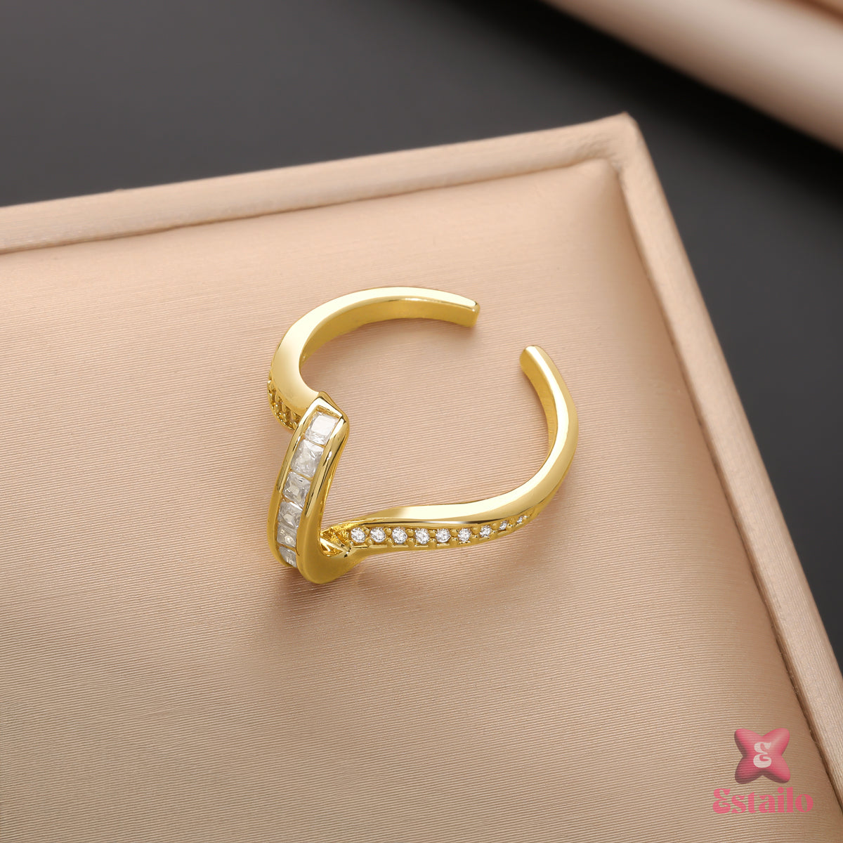Dazzling Whisper Ring