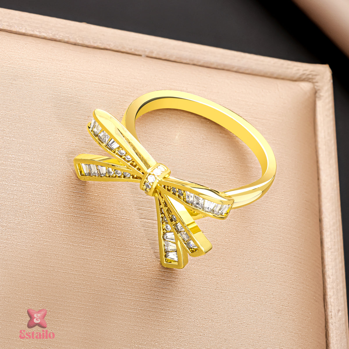 Golden Sparkle Bow Ring