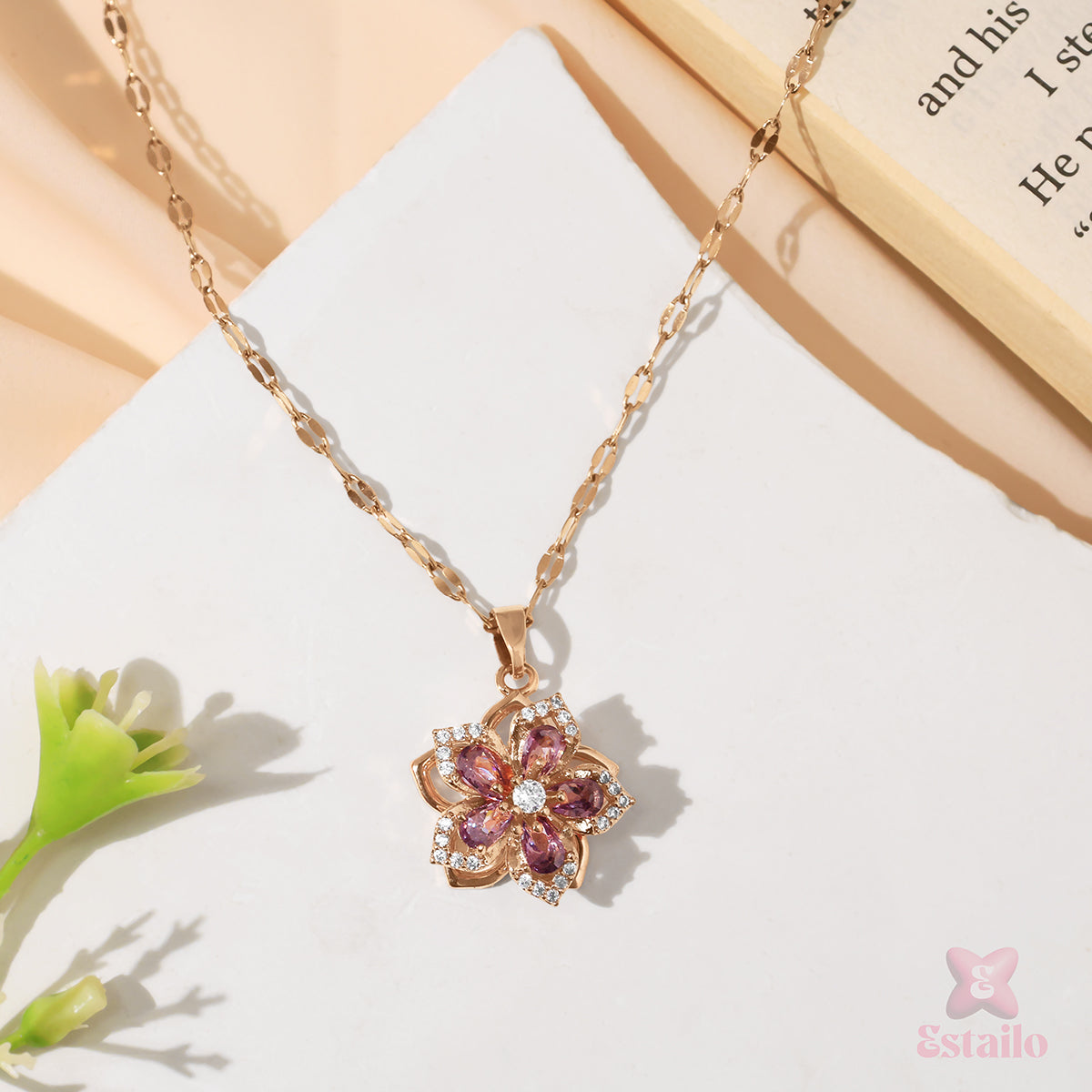 Twirling Flower Necklace