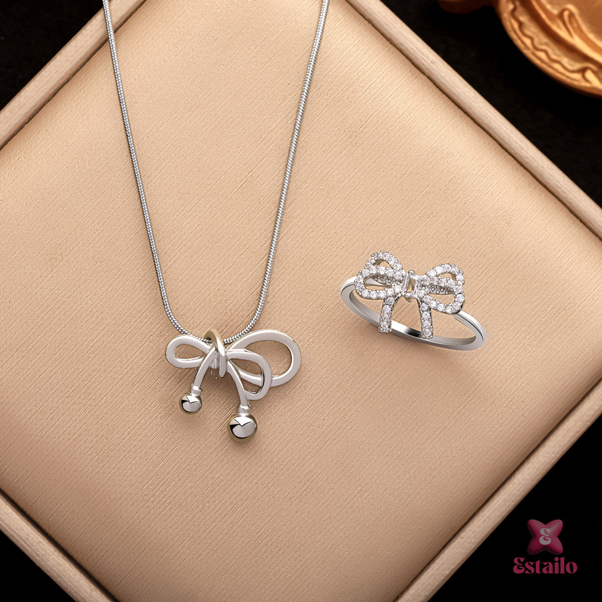 Silver Sparkle Bow Set