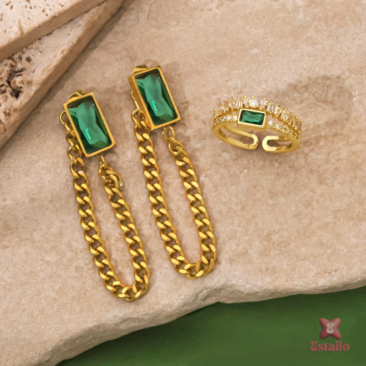 Regal Emerald Chain Set