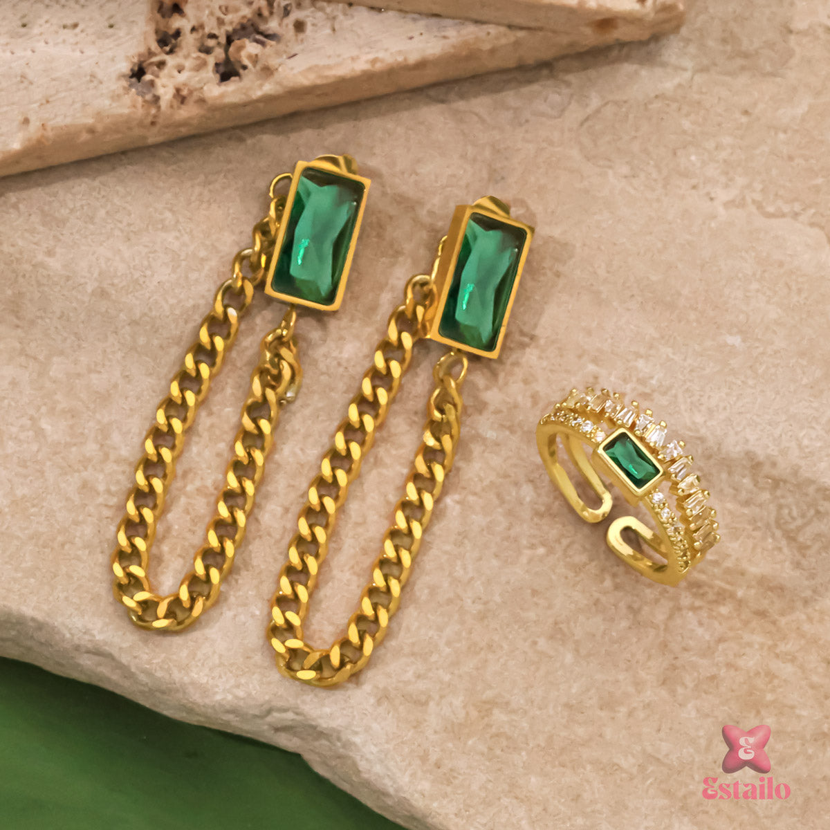 Regal Emerald Chain Set