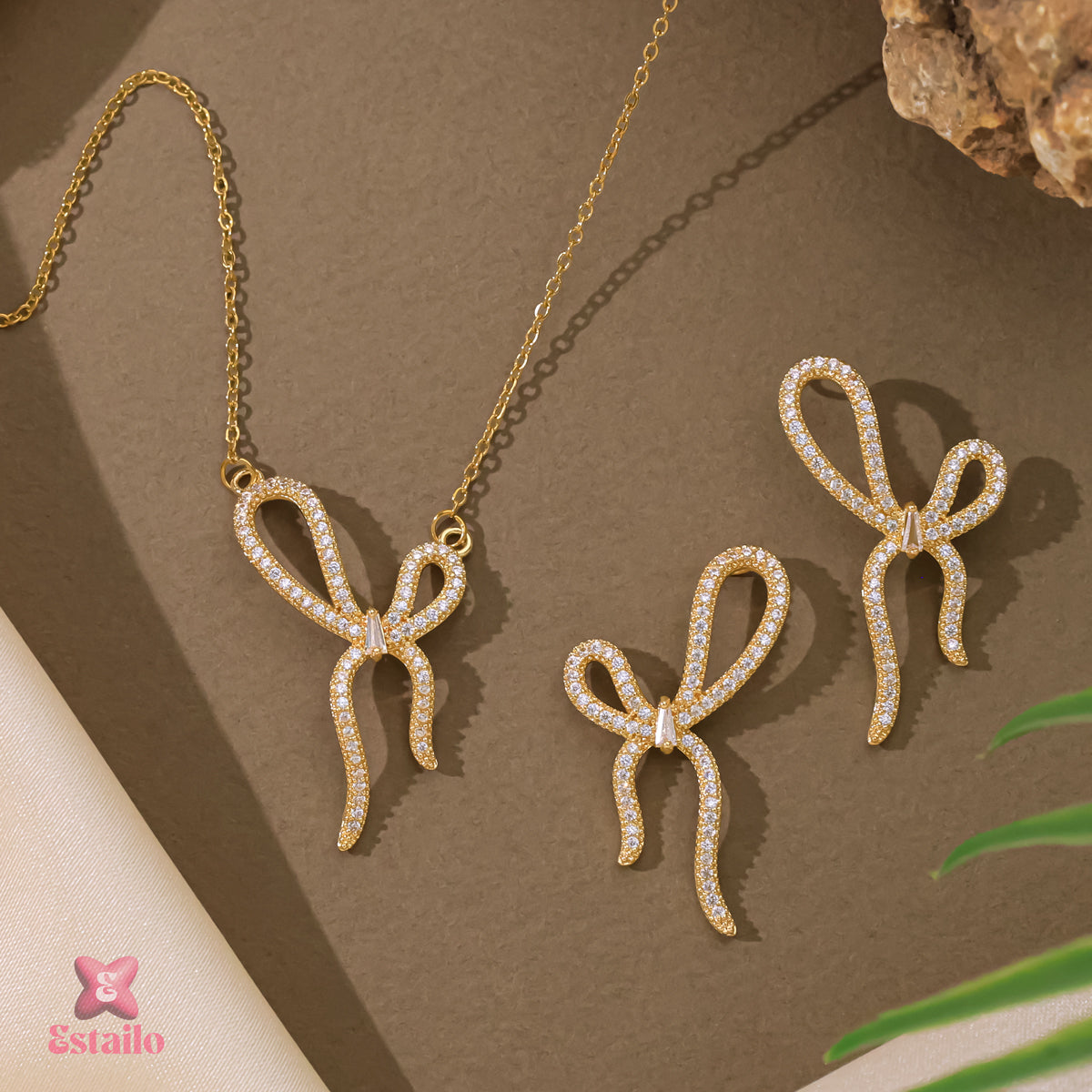 Elegant Bow Necklace Set