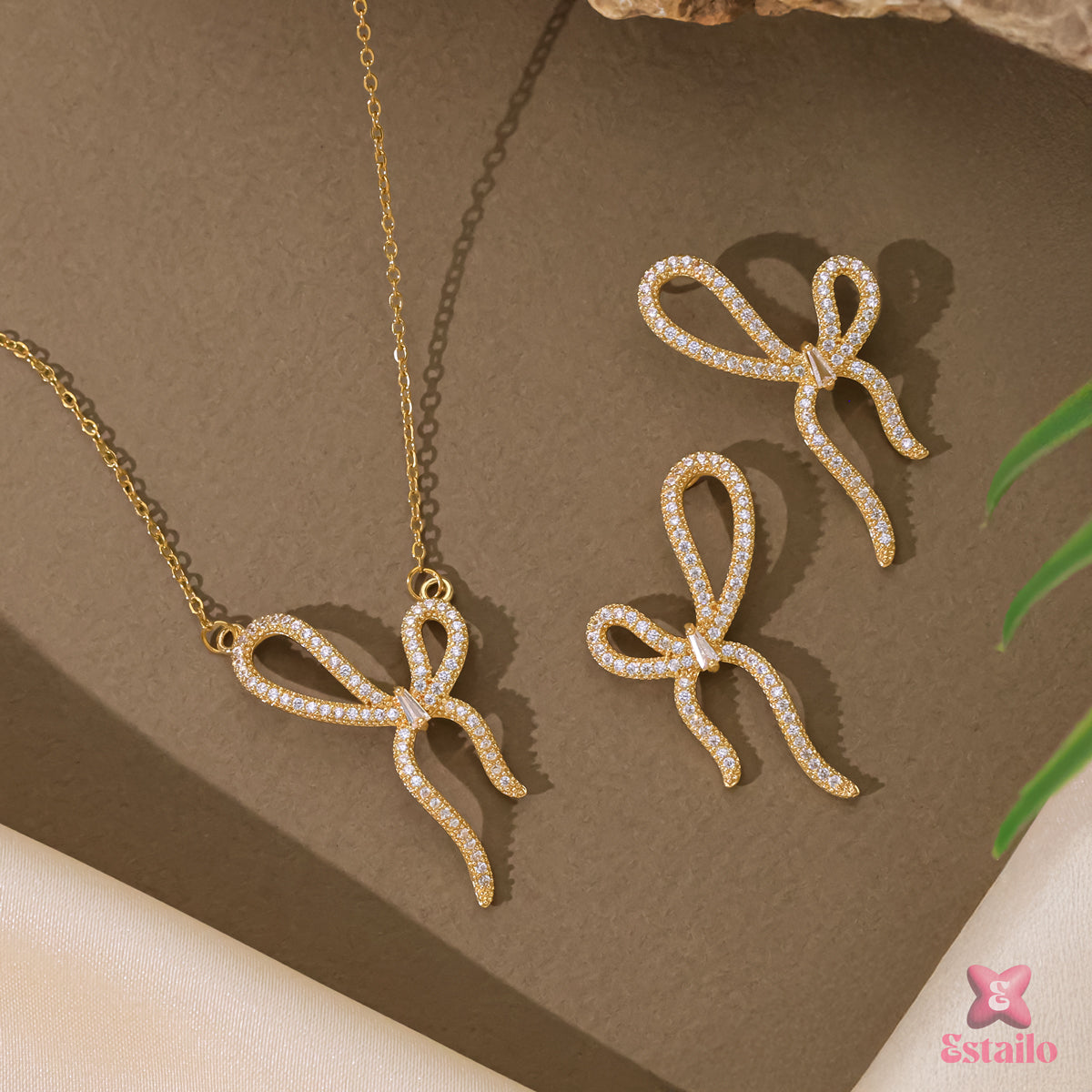 Elegant Bow Necklace Set