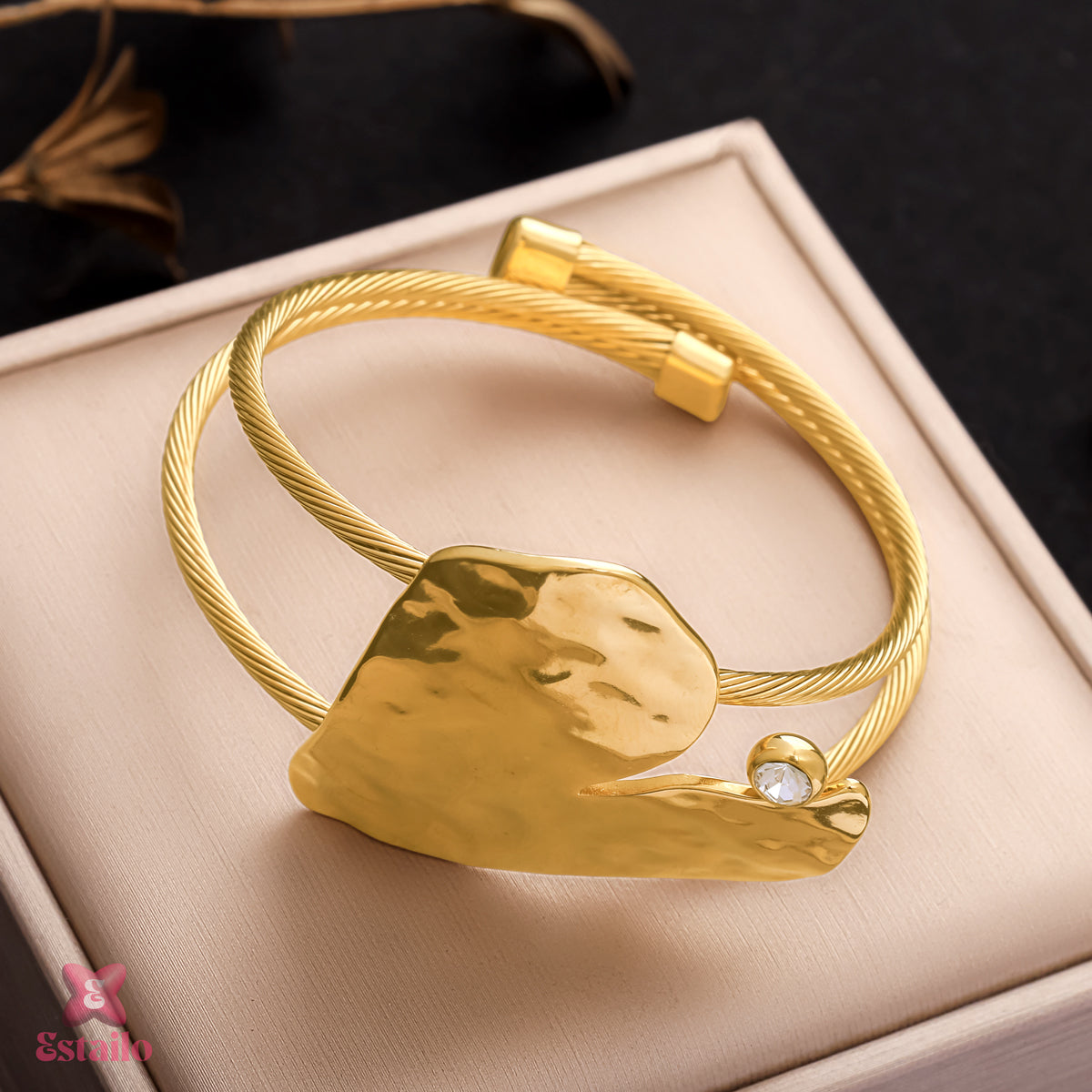 Golden Vow Heart Bracelet