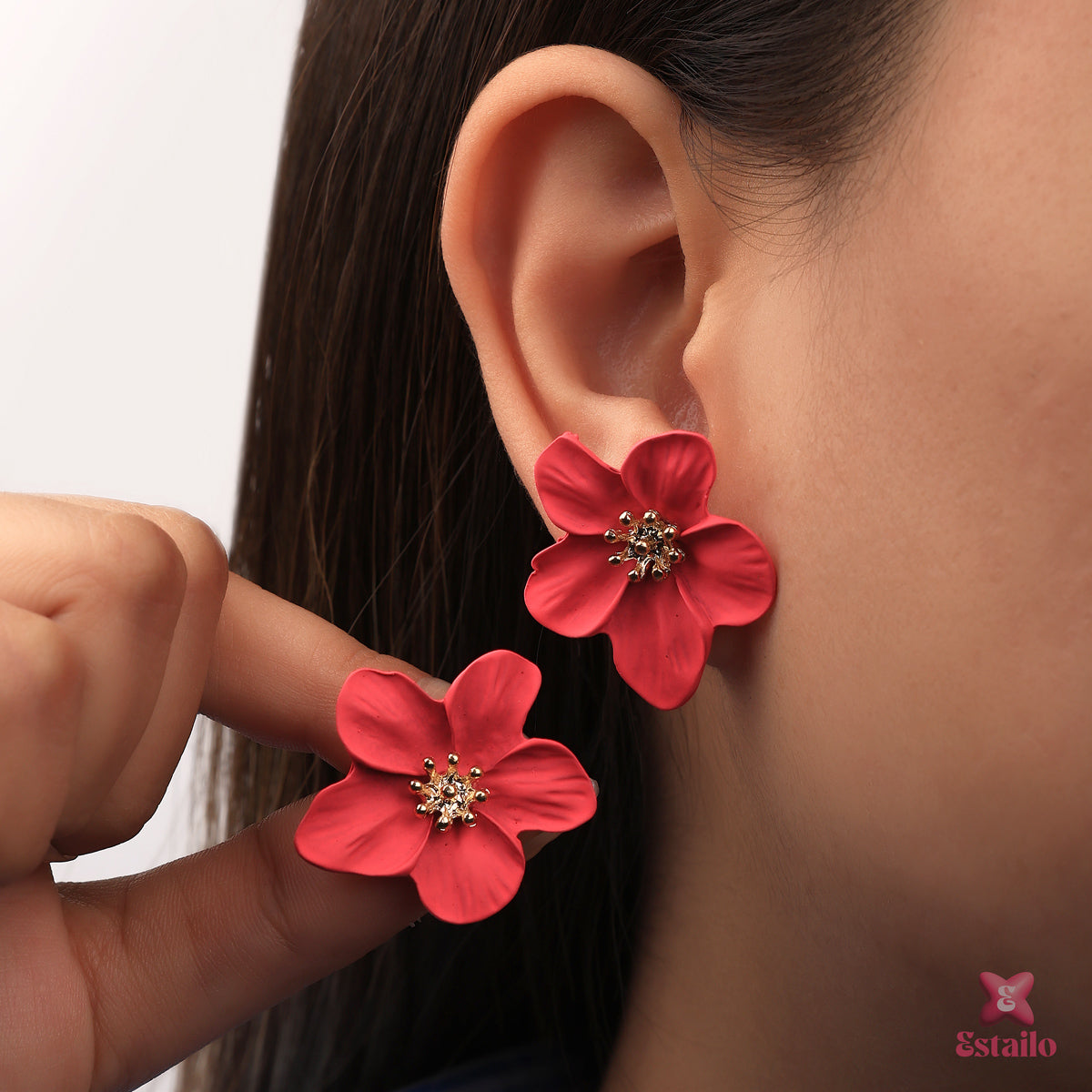 Dazzle Flower Stud Earring