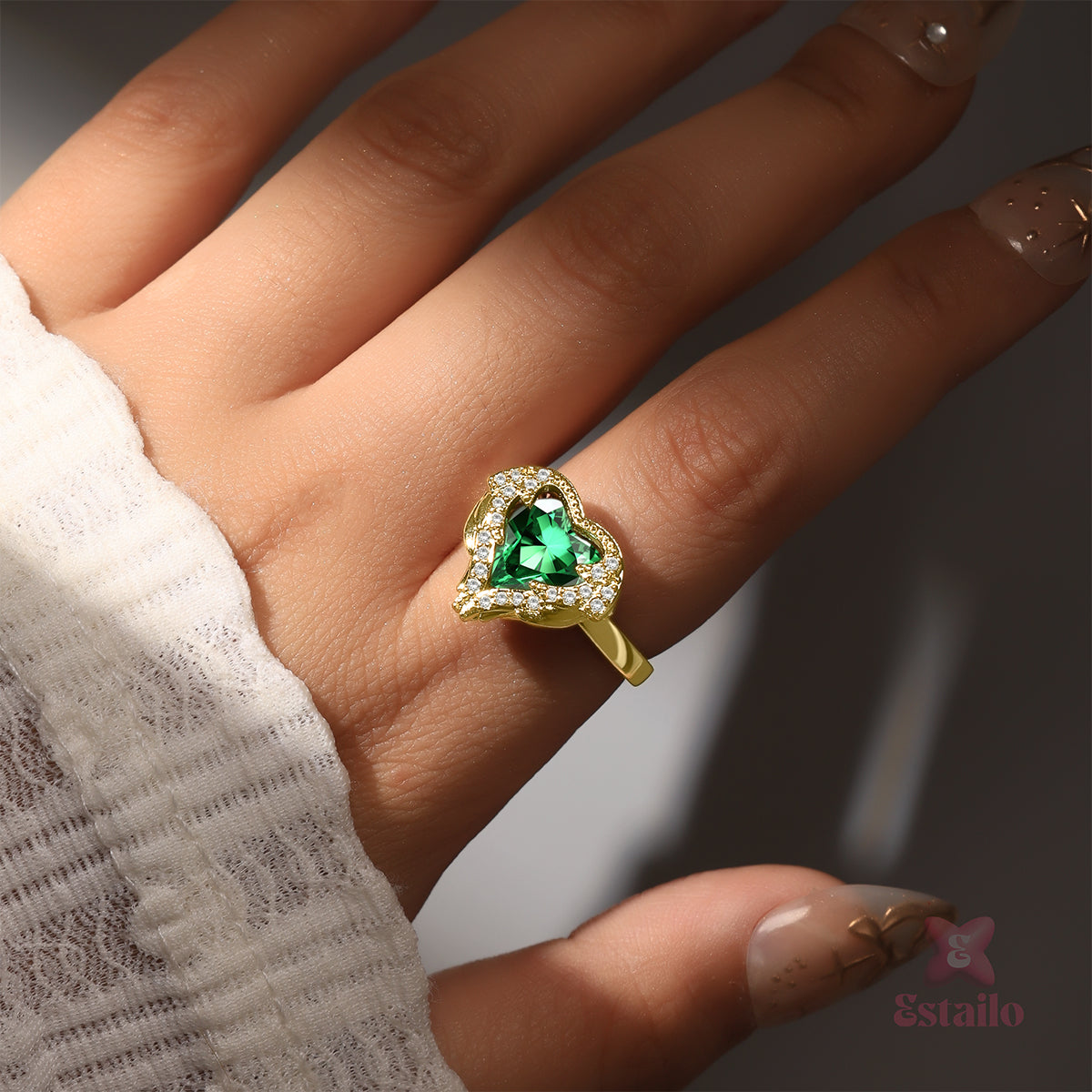Enamel Heart Sparkle Ring