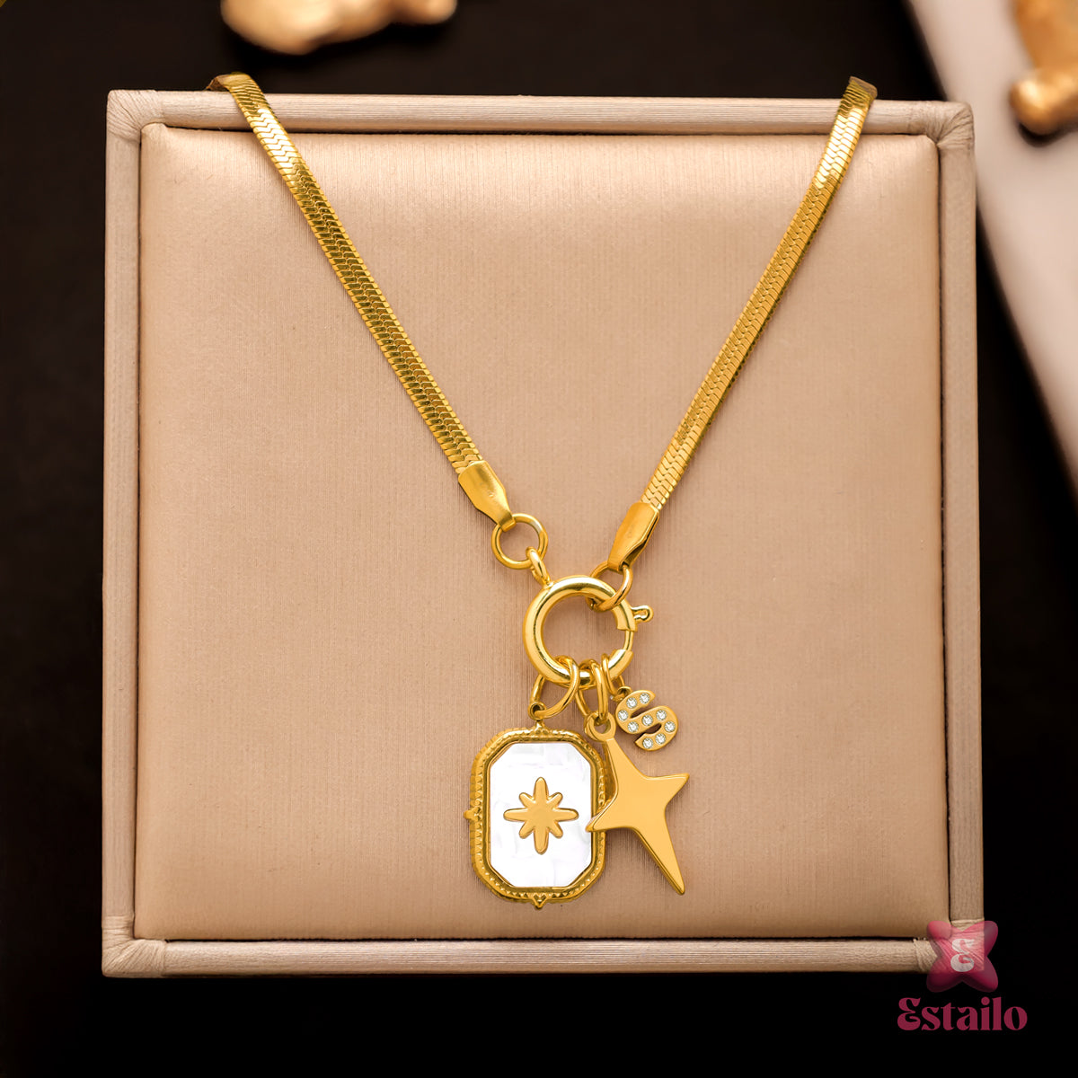 Iconic Glint Necklace