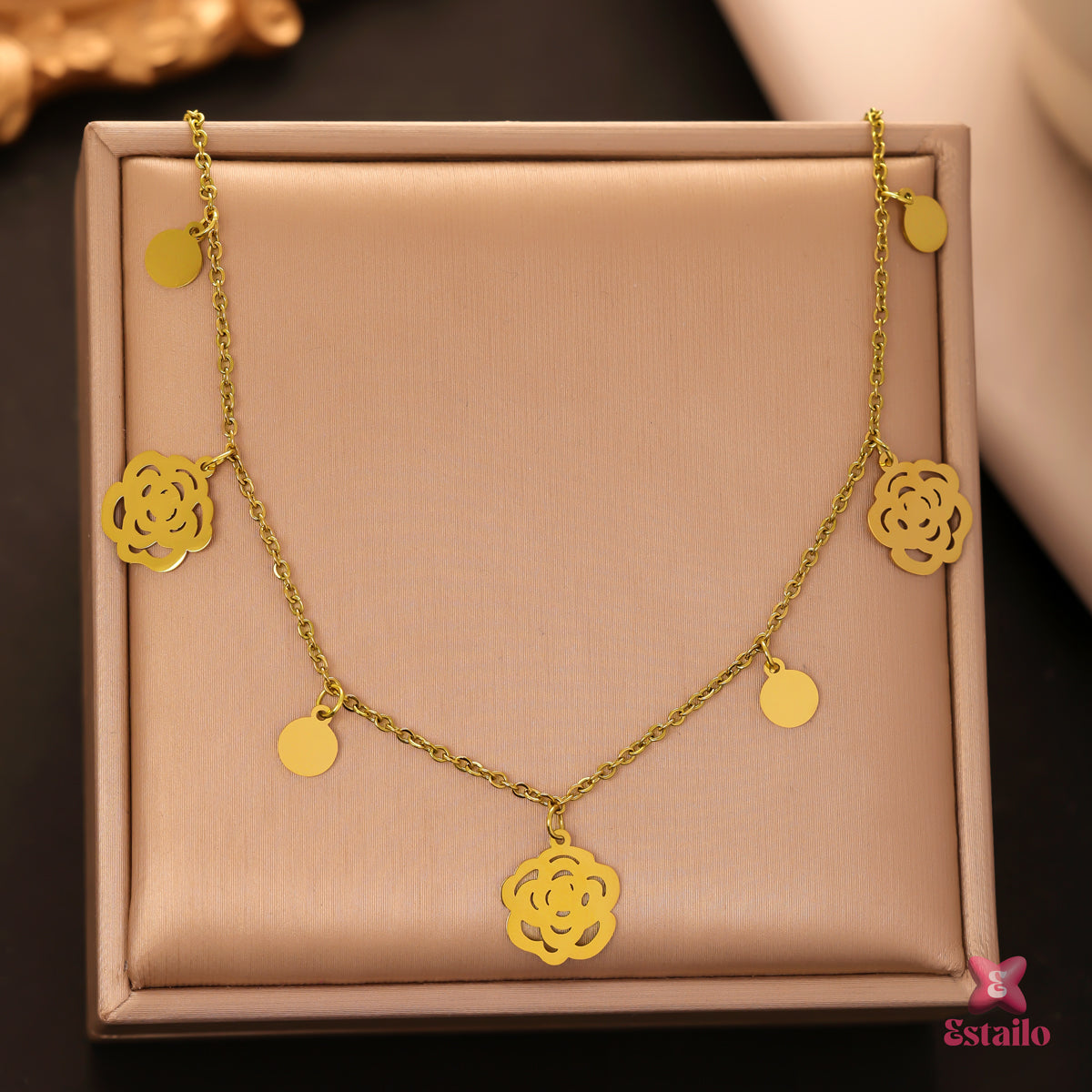 Rose Bloom Chain Necklace