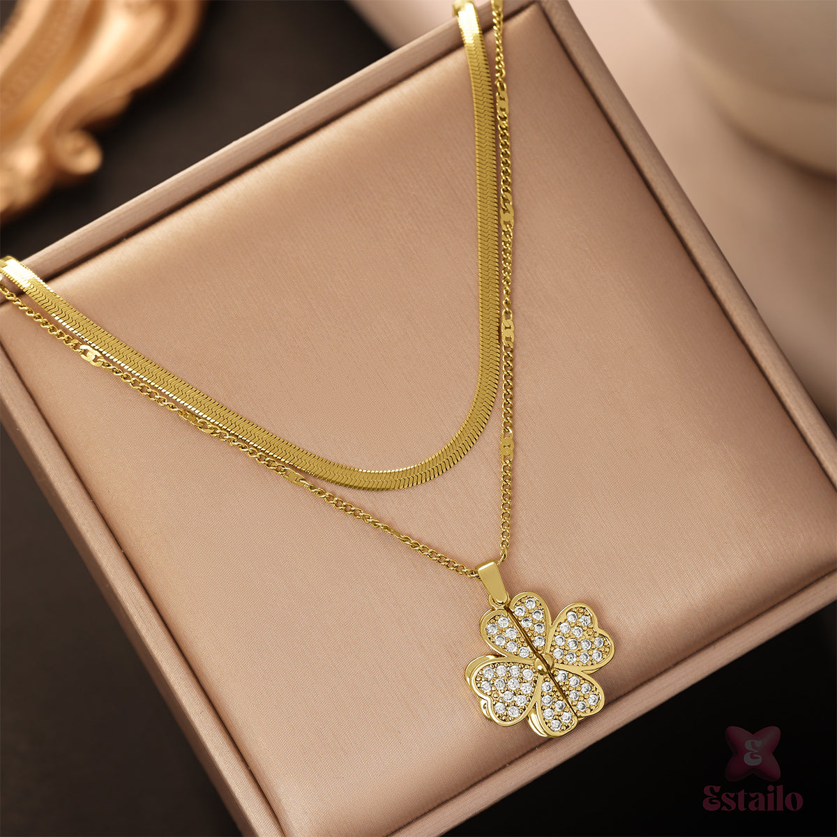 Gleam Clover Necklace