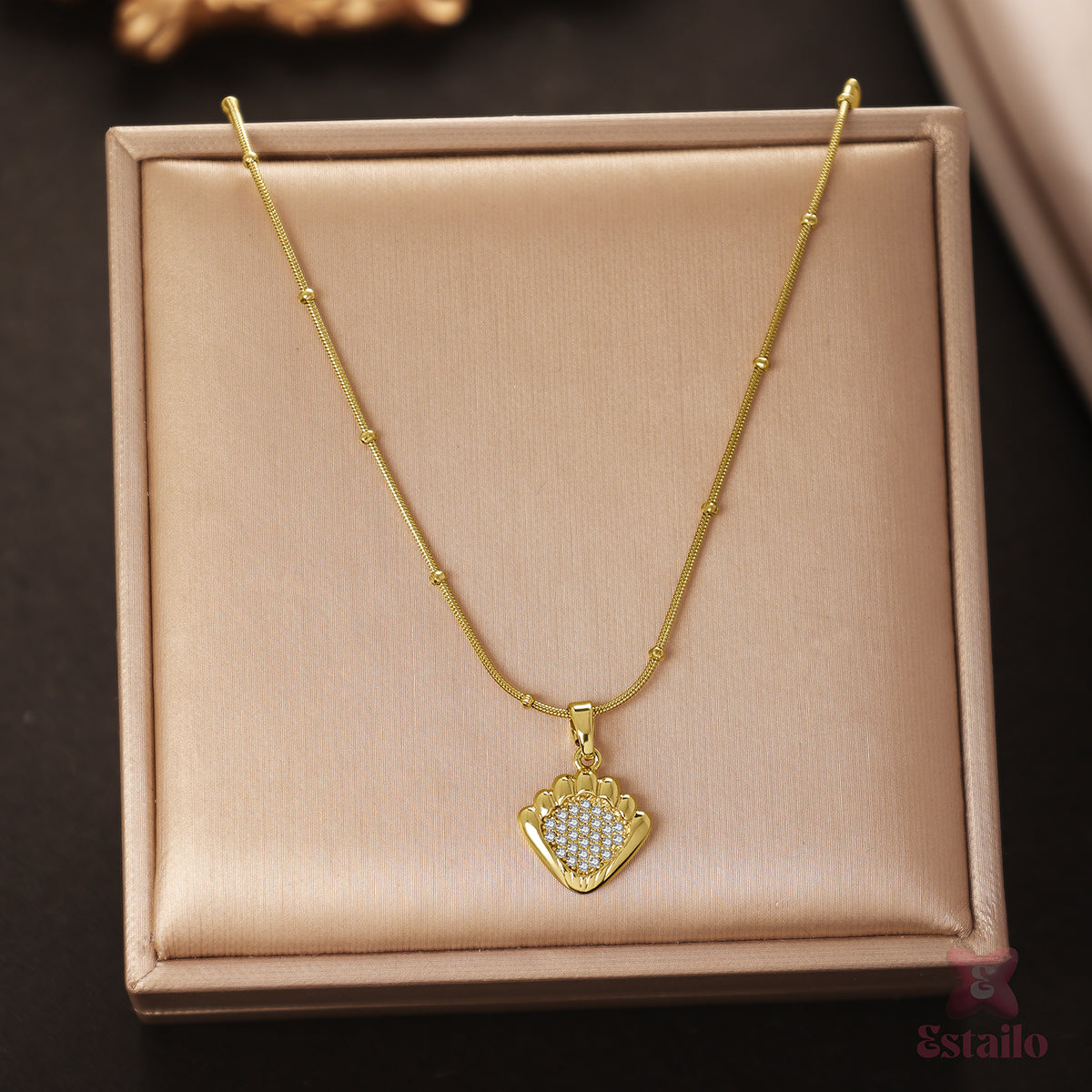 Seashell Sparkle Chain Necklace
