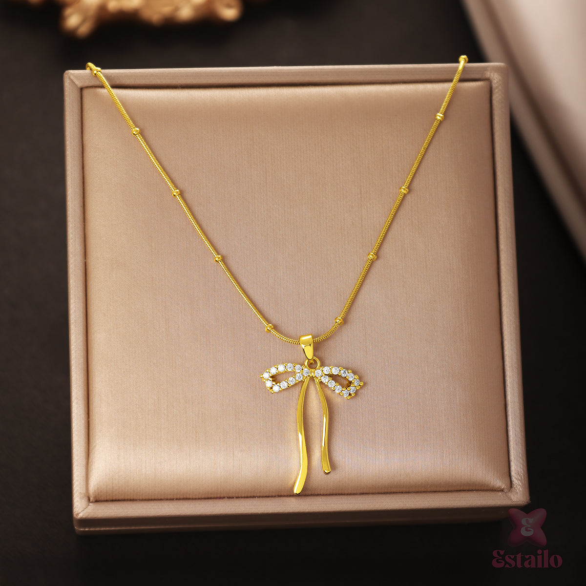 Gilded Grace Ribbon Necklace