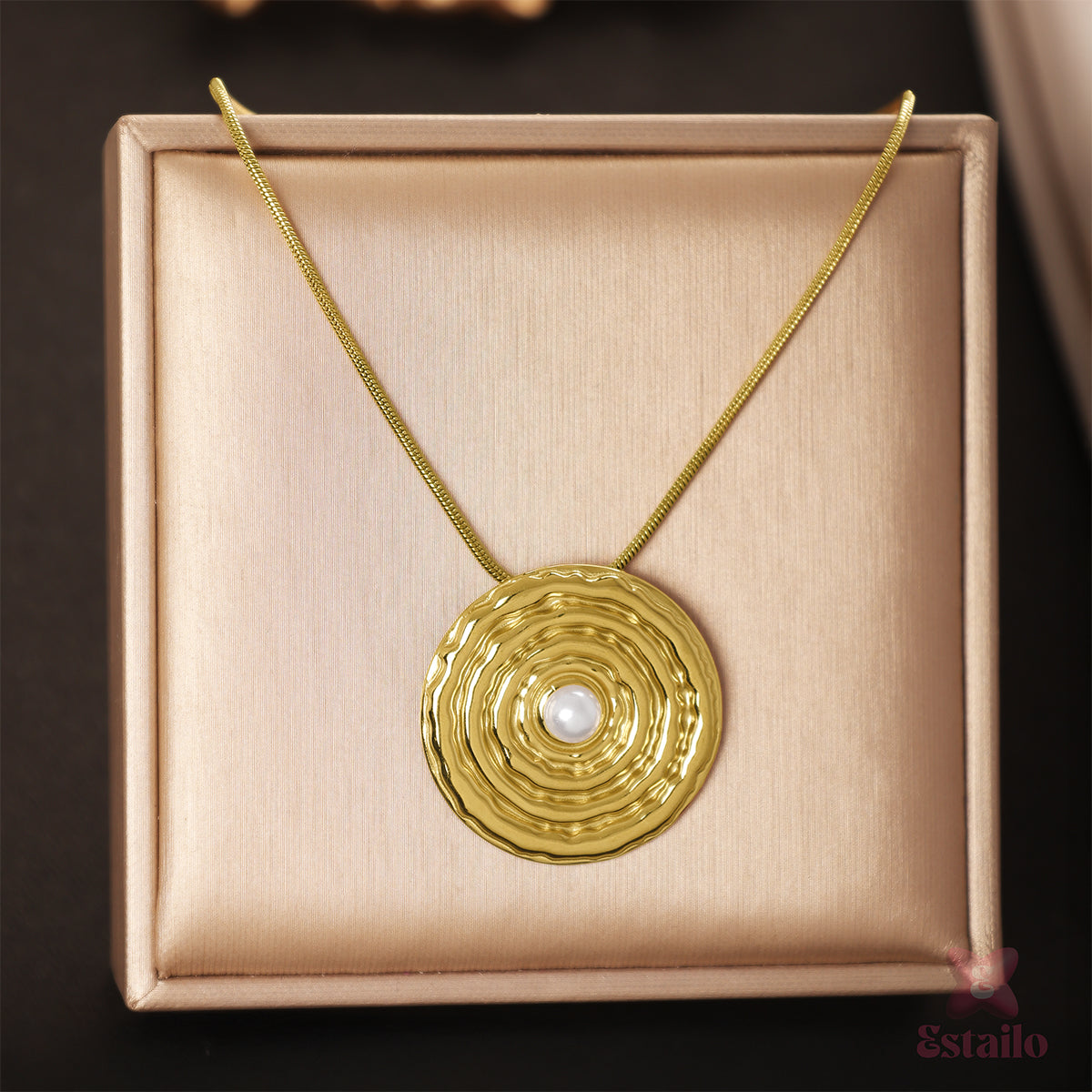 Golden Ripple Pearl Necklace