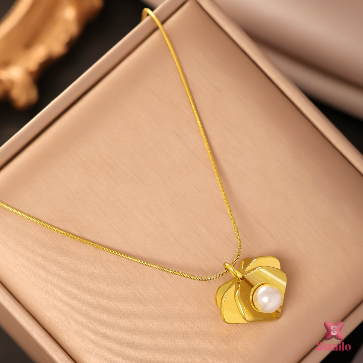 Gilded Petal Pearl Necklace