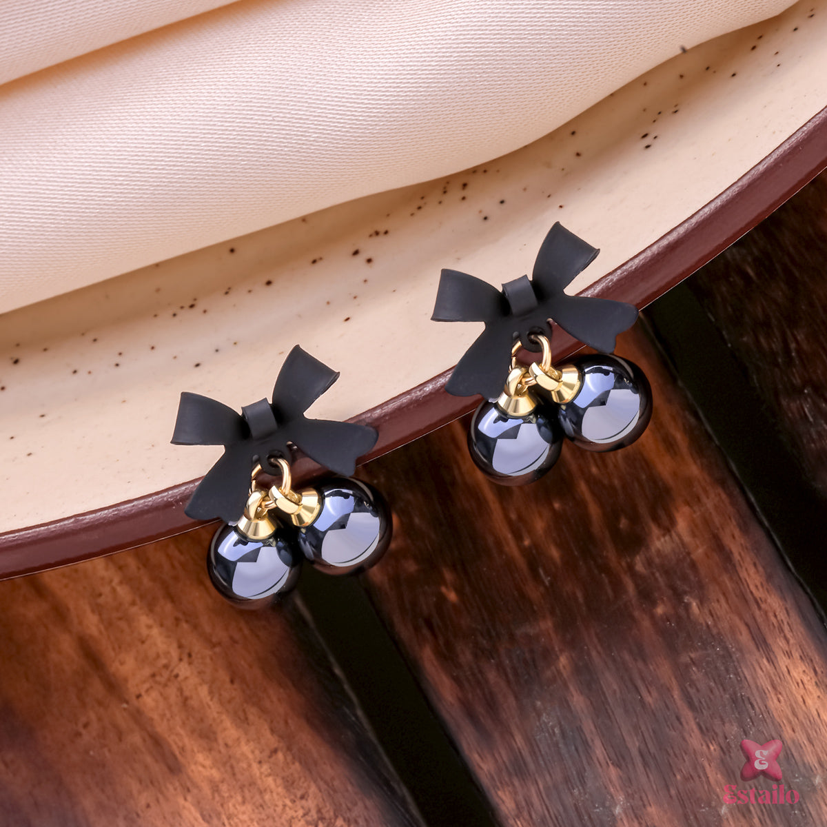 Black Bowknot Studs Earring