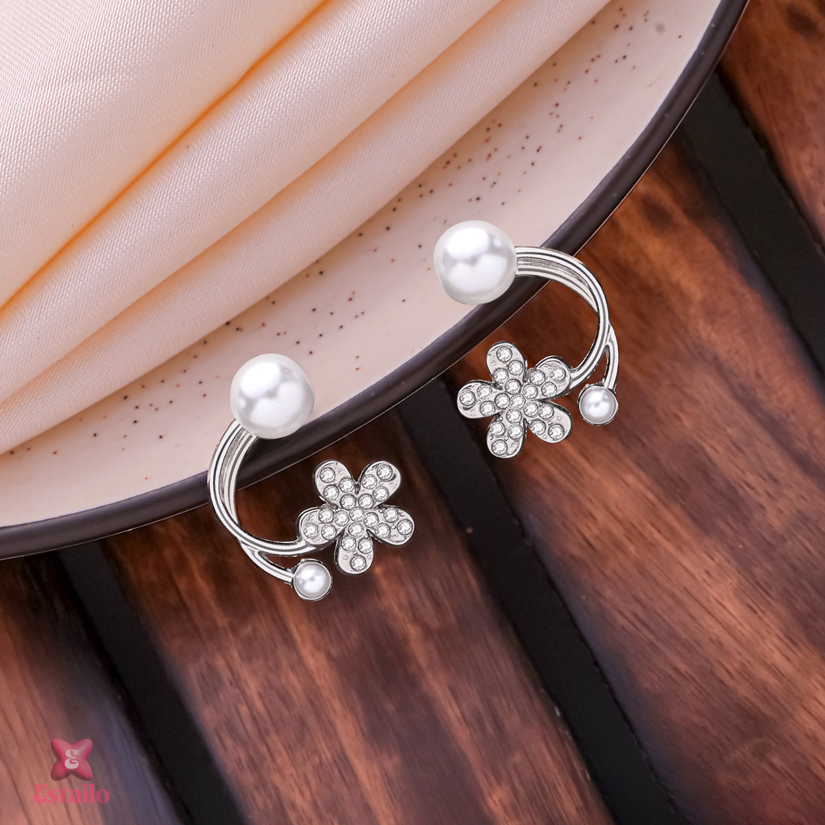 Flora Arc Earrings