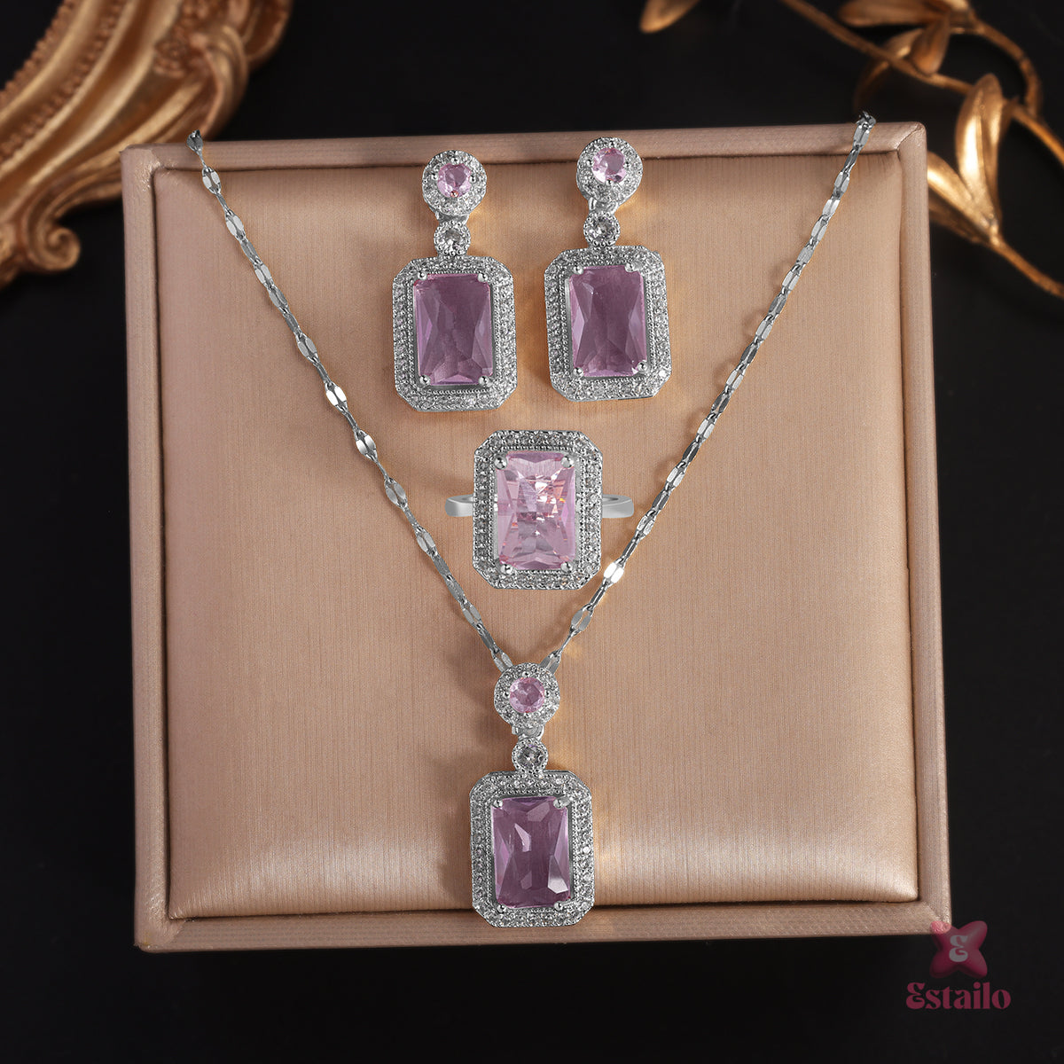 Crystal Cove Neckpiece