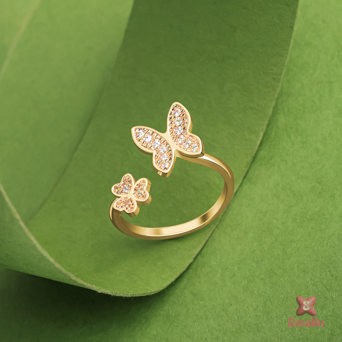 Glimmer wing Ring