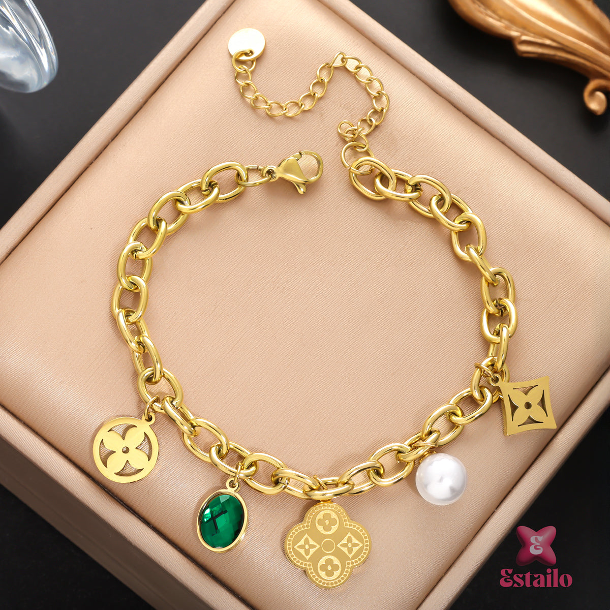 Clover & Gem Bracelet