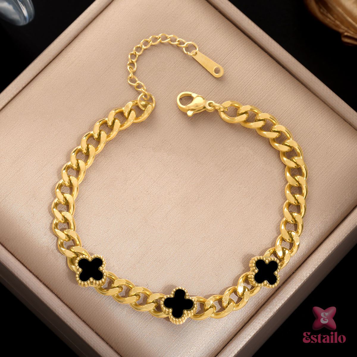 Ebony Clover Link Bracelet