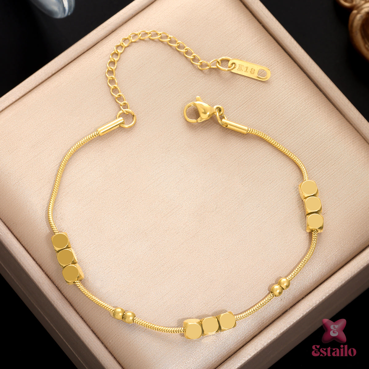 Geometric Goldlet Bracelet