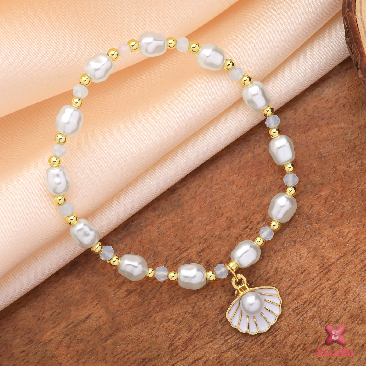 Ivory Tide Shell Bracelet
