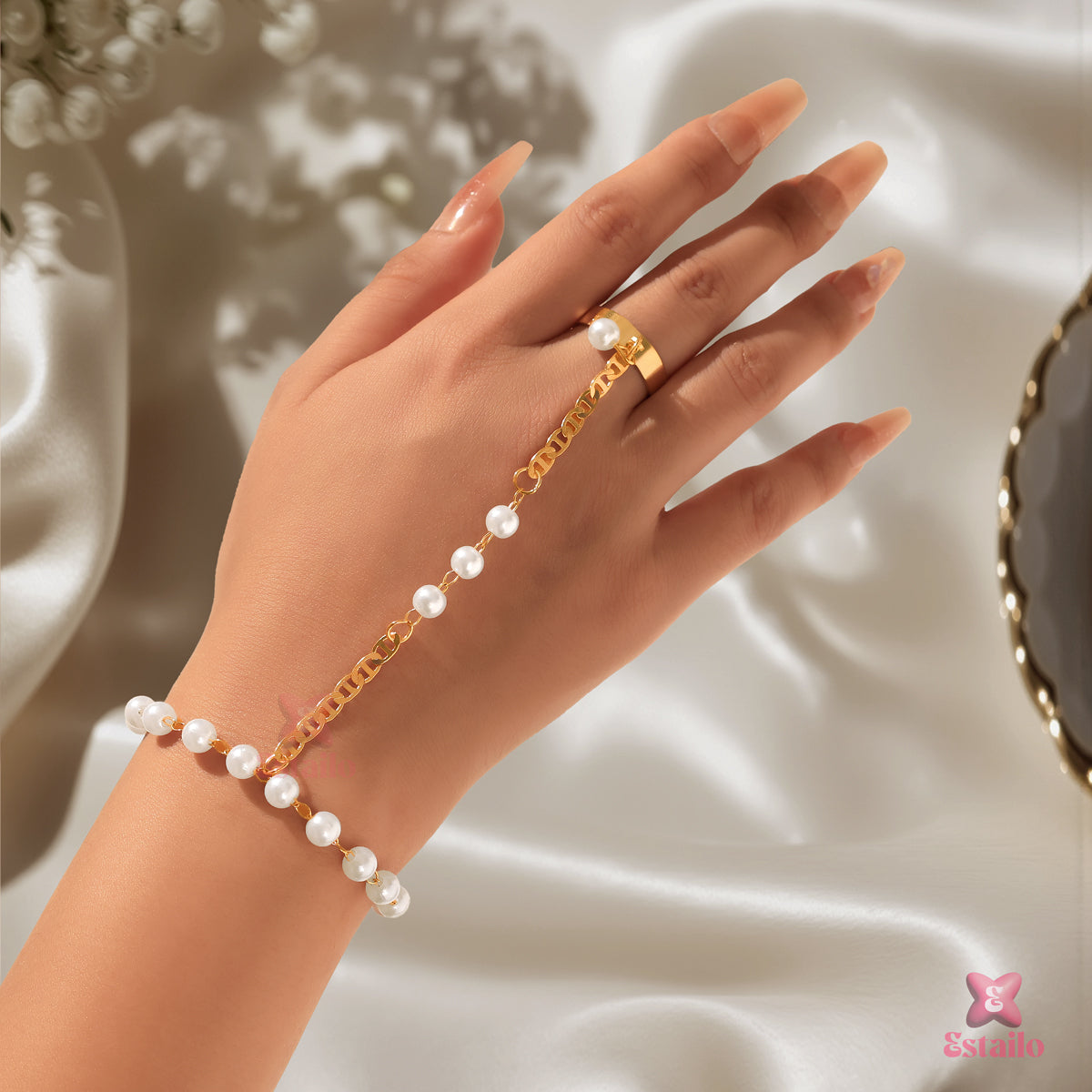 Diana Pearl Cascade Hand Chain