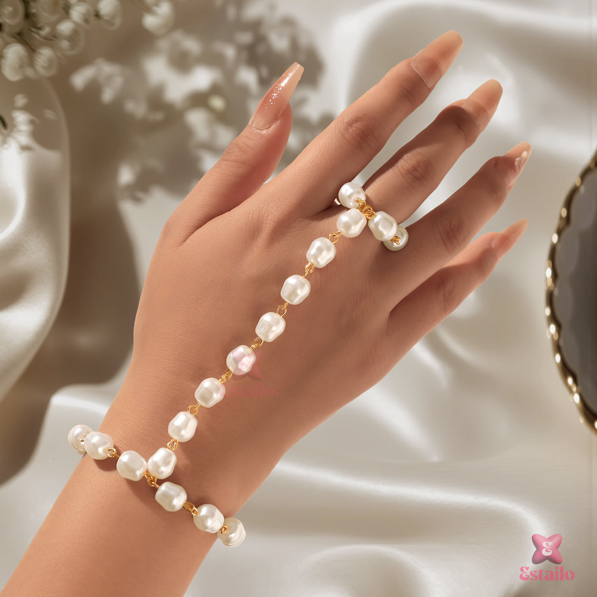 Classic Pearl Hand Chain Bracelet