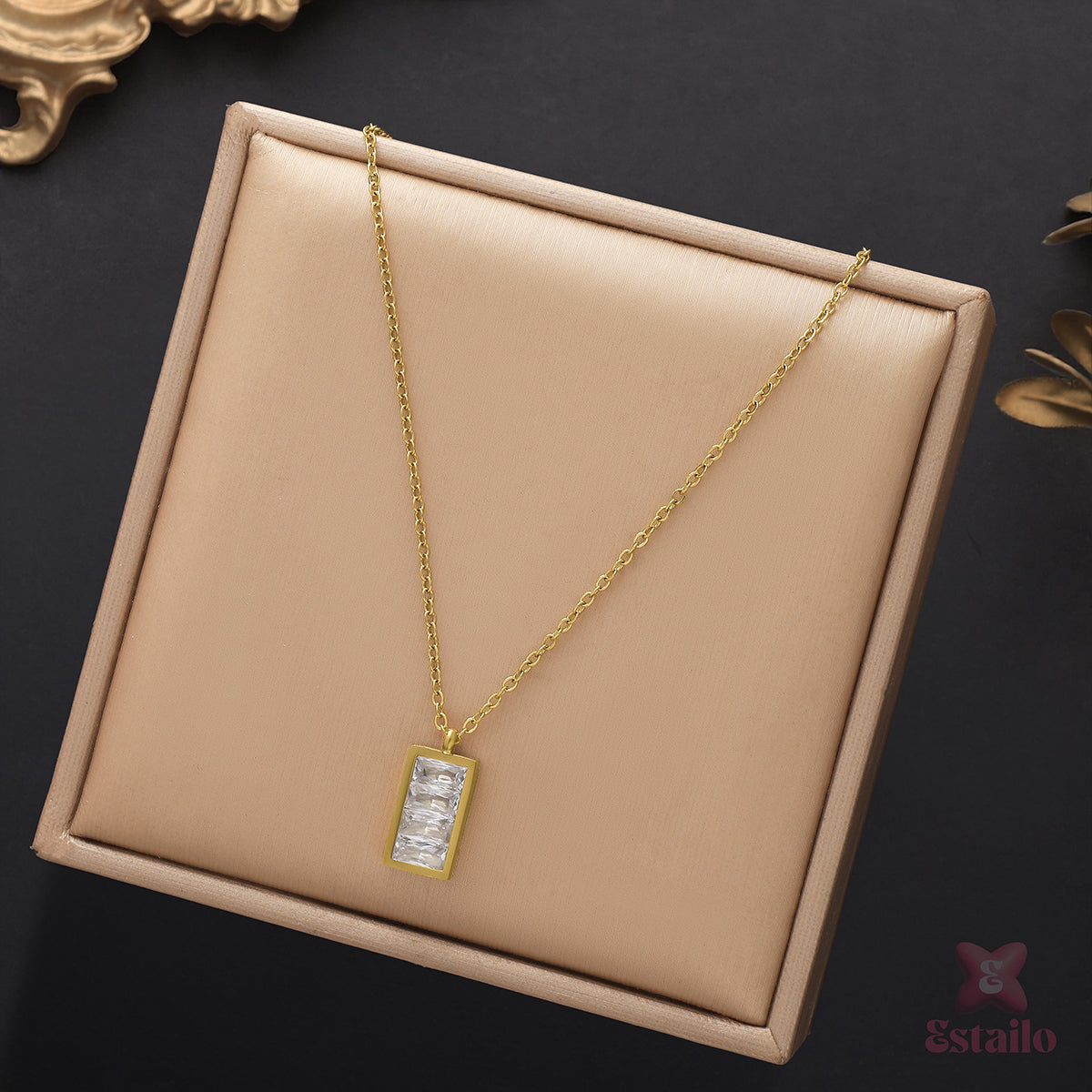 Heritage Bar Necklace