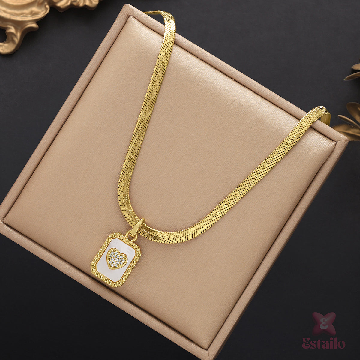 Golden Love Bloom Necklace