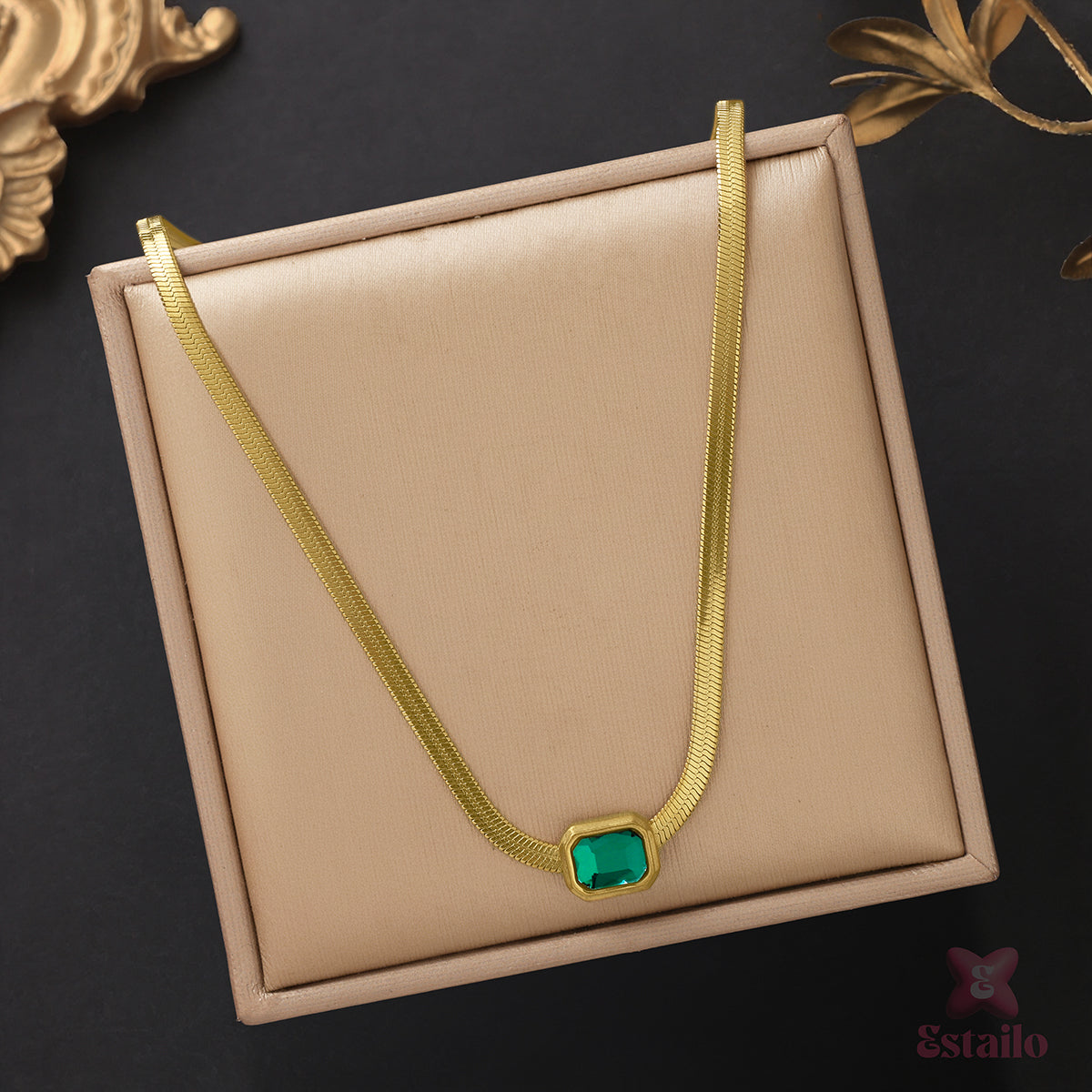 Emerald Radiance Necklace