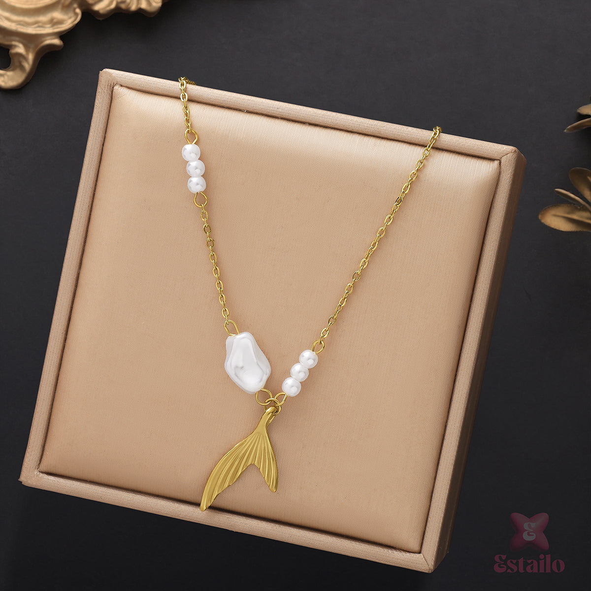 Golden Mermaid's Tail Necklace