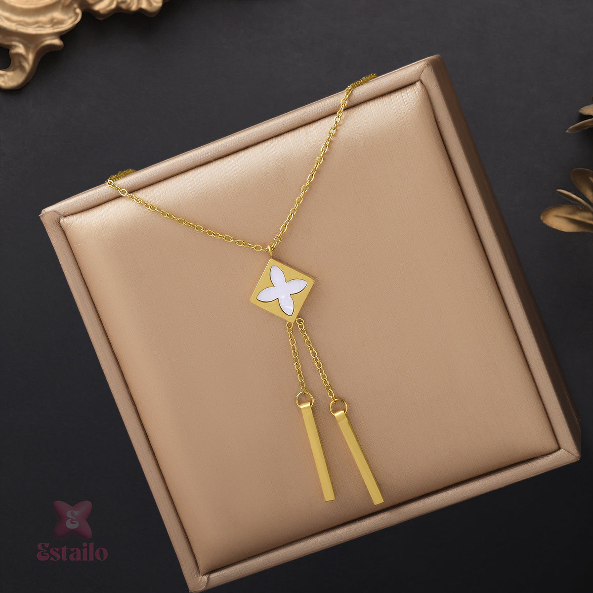 Breezy Charm Necklace