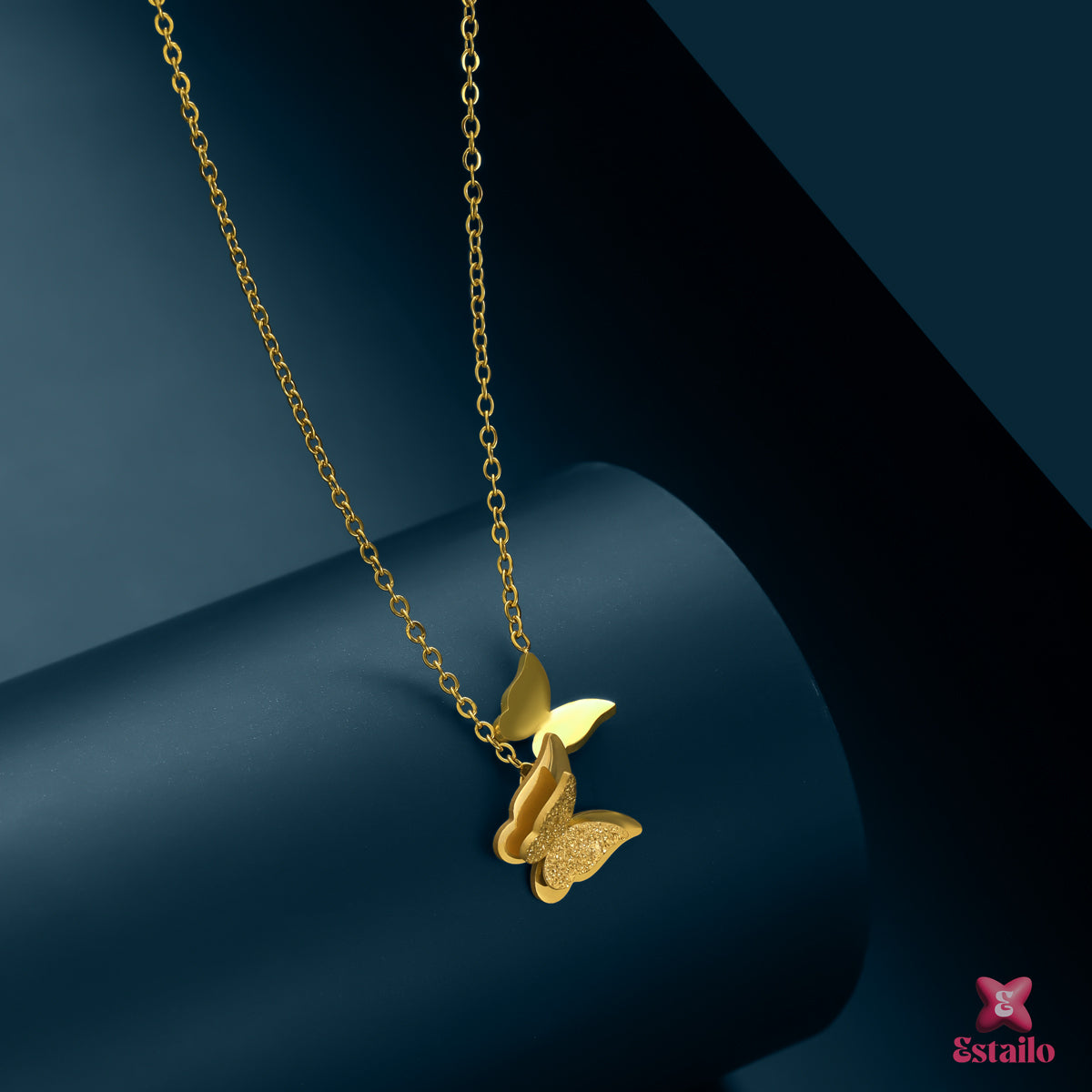 Social Butterfly Neckpiece