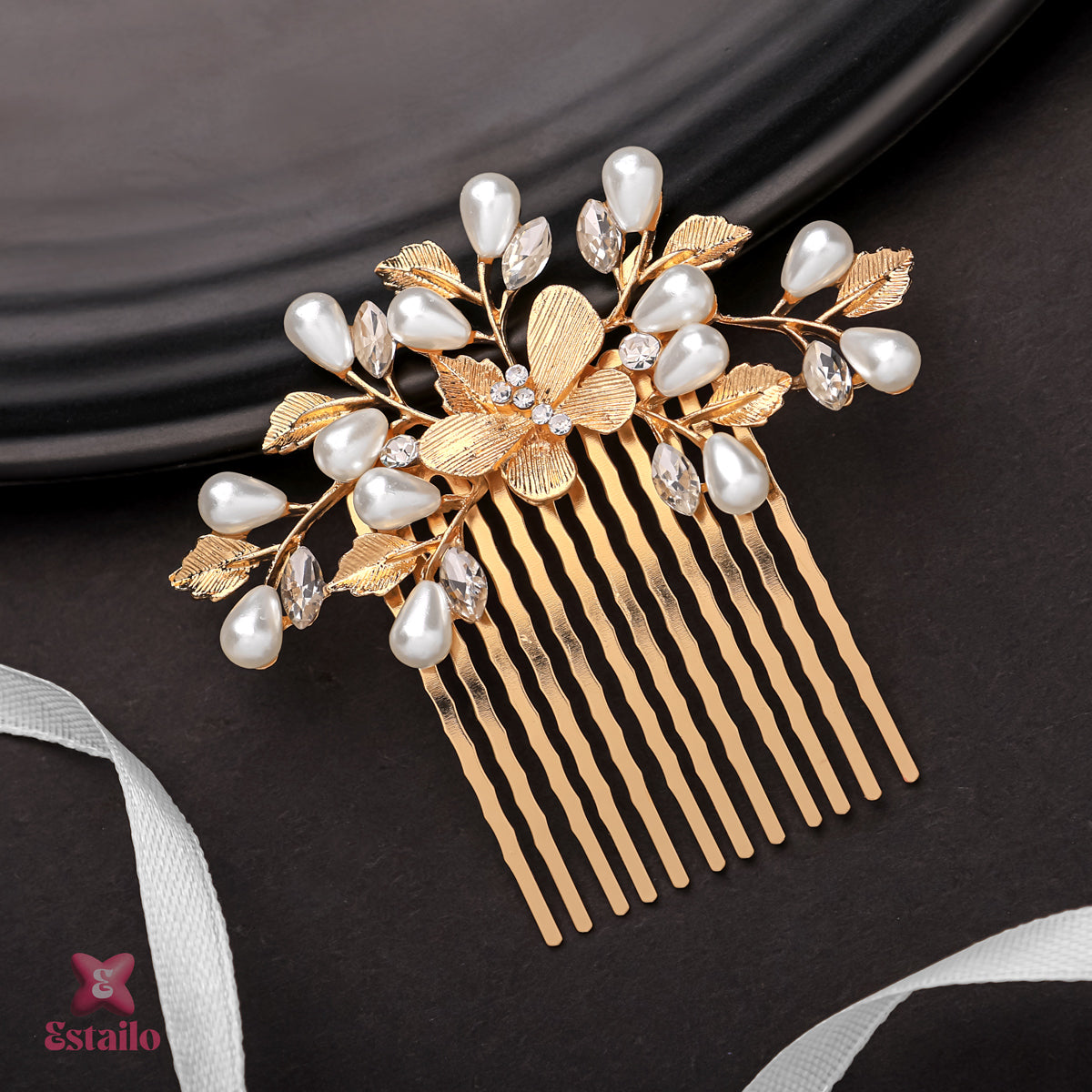 Pearl Blossom Grace Comb