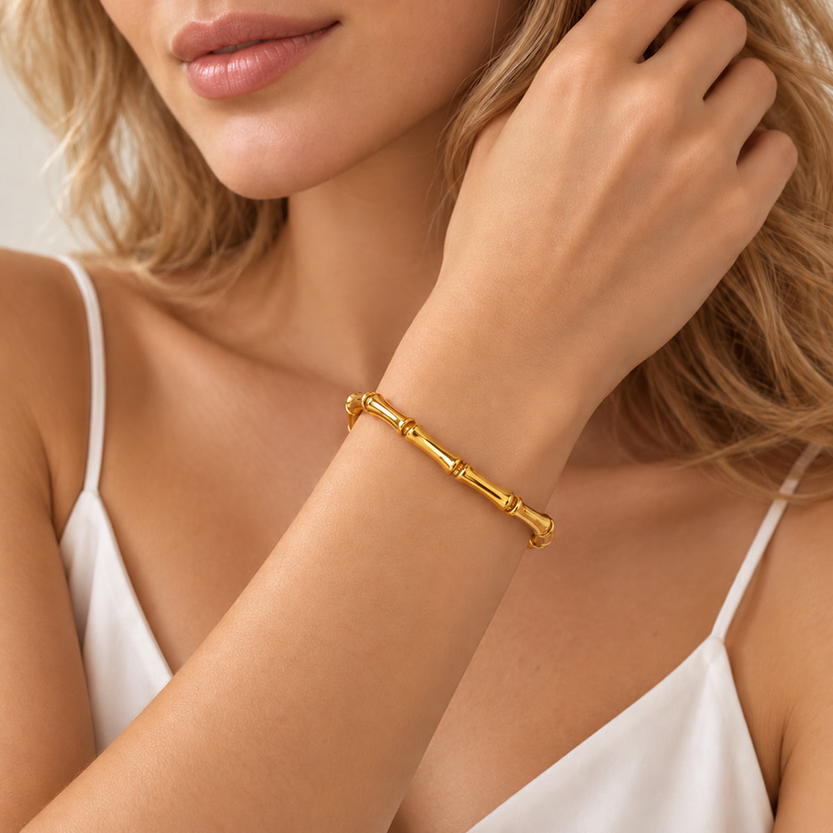 Glossy Bold Bracelet