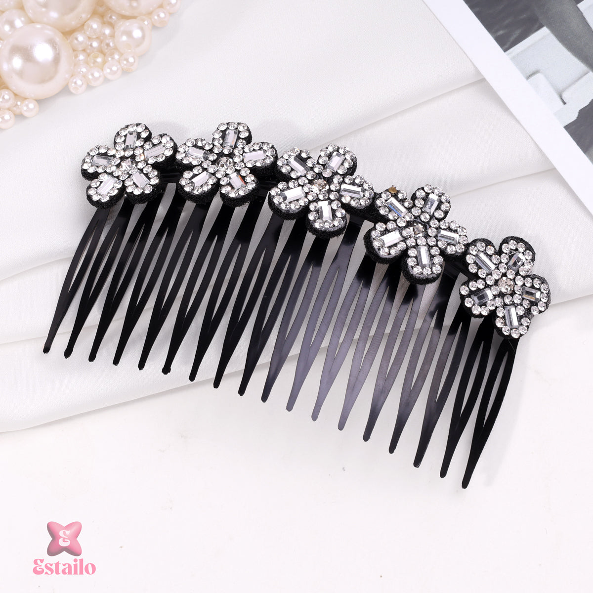 Starlit Daisy Crystal Comb
