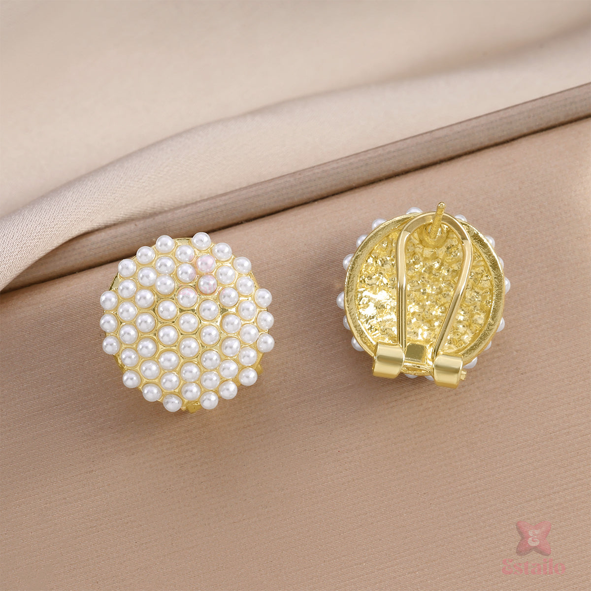 Cluster Pearl Stud Earrings
