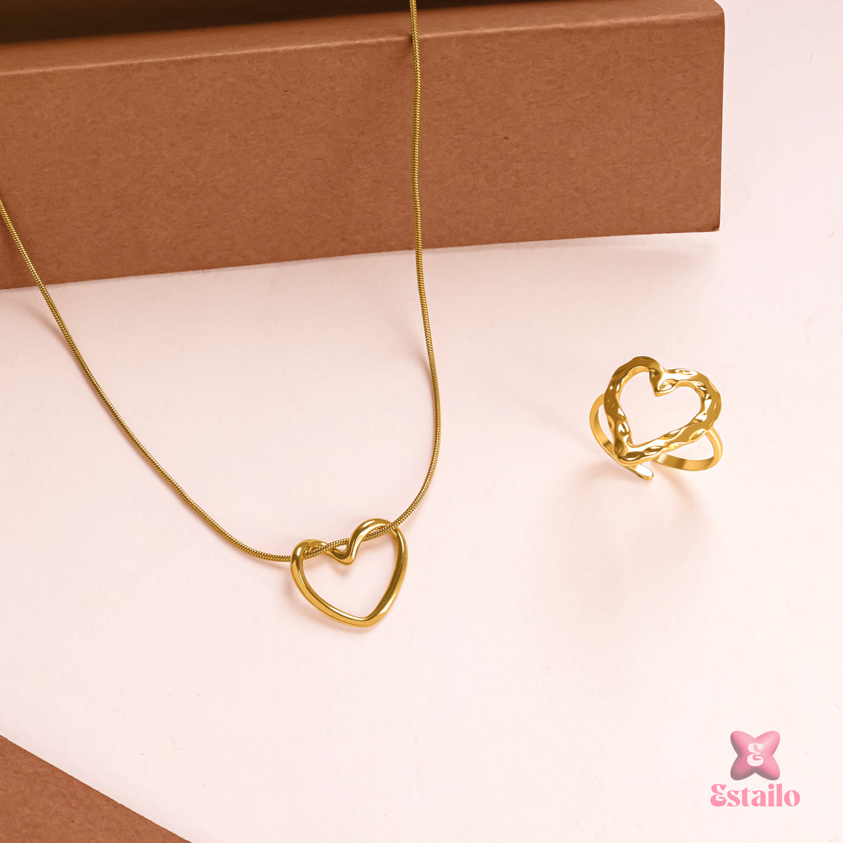 Gold Minimalist Heart Set