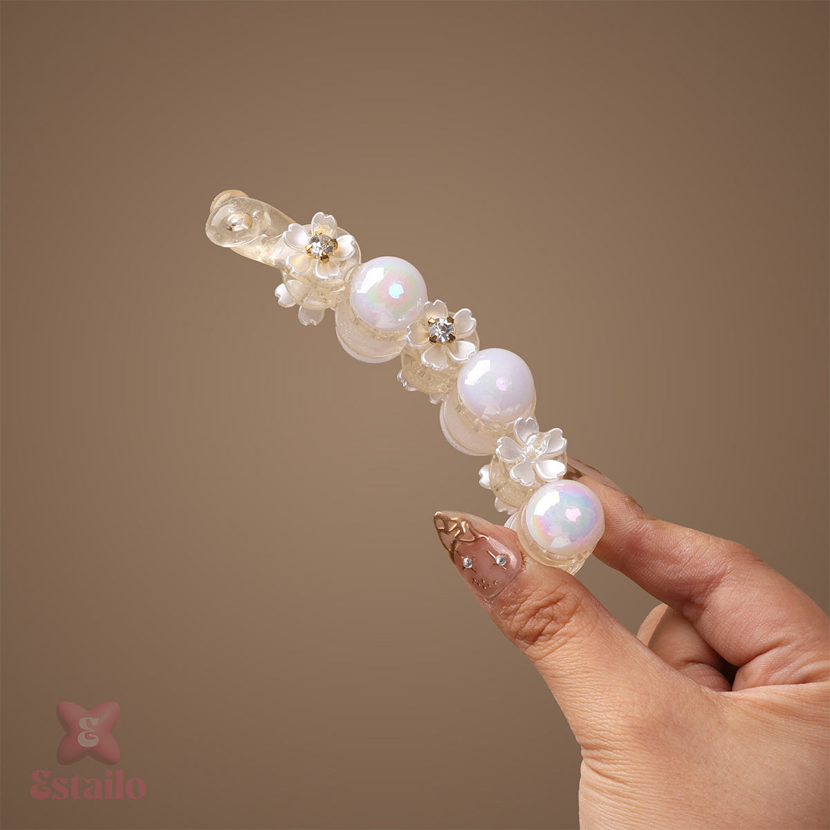 Pearl Daisy Hair Clip