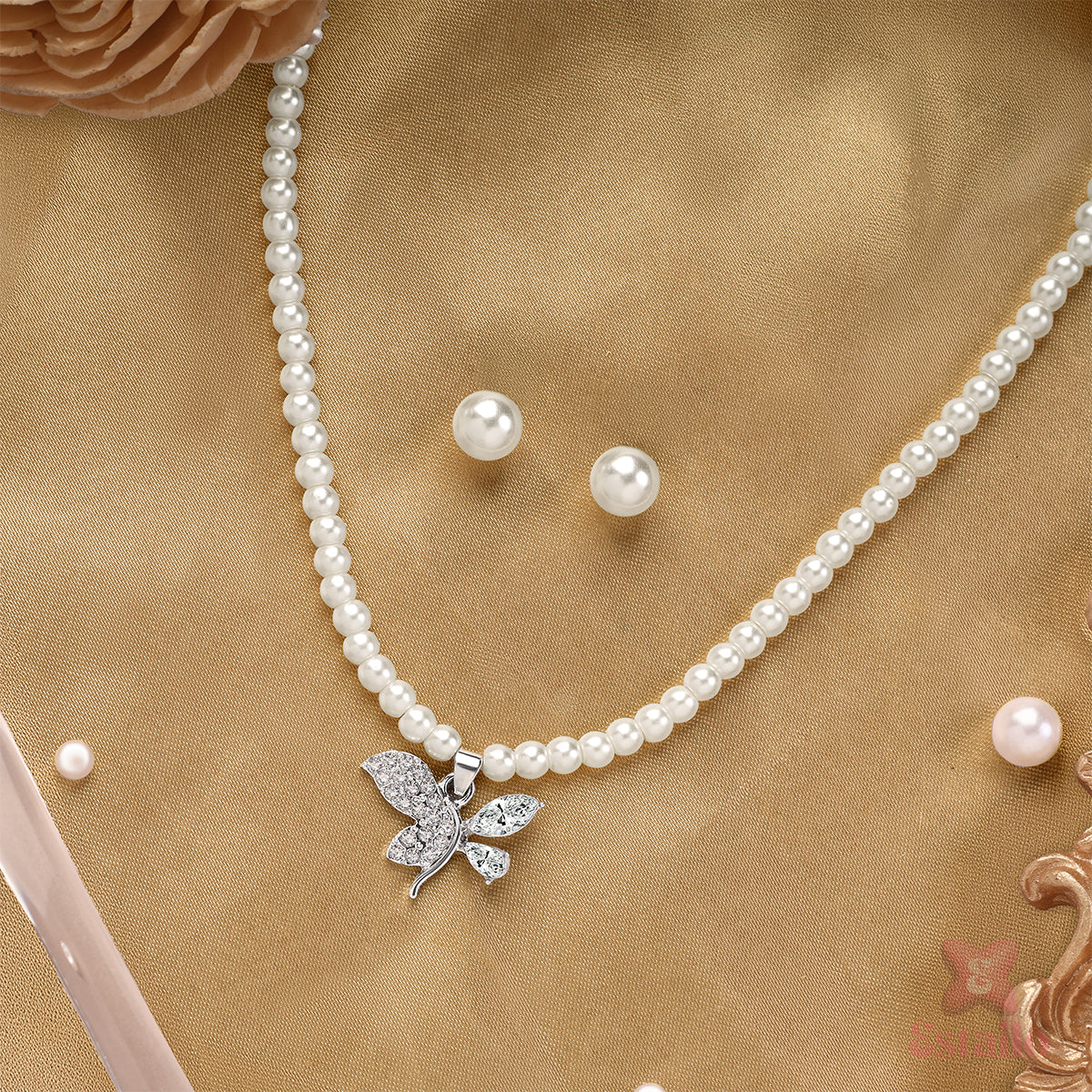 Pearl Flutter Necklace Set