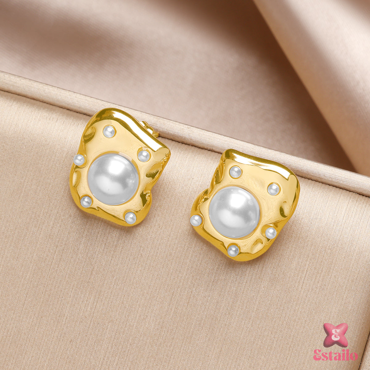Golden Pearl Studs Earrings