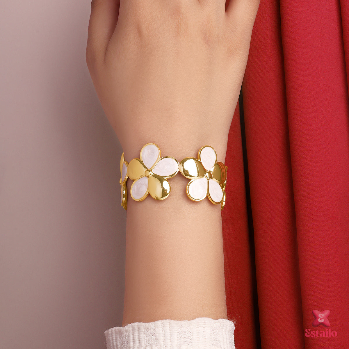 Elegant Flora Bracelet