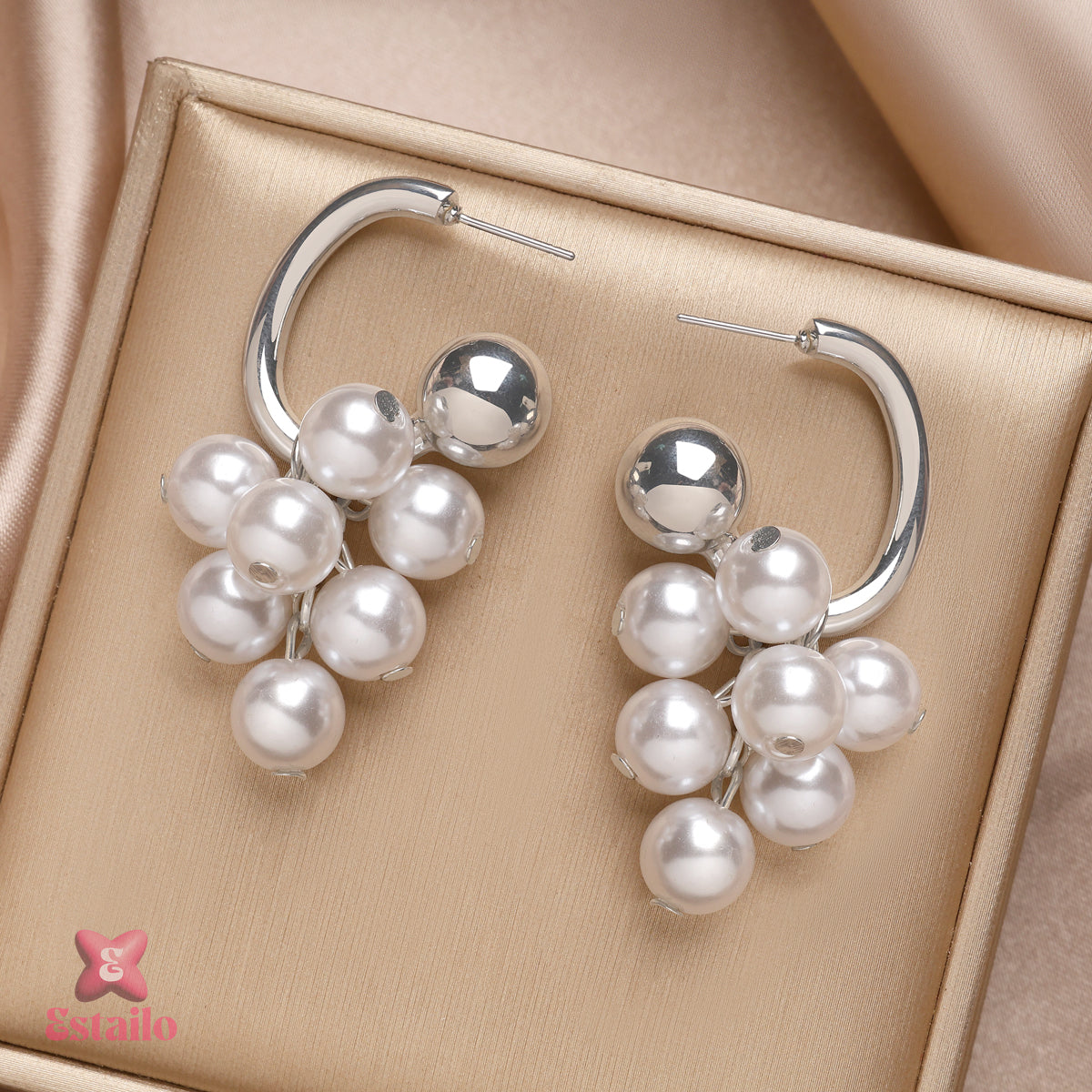 Silver Mist Pearls Earrings