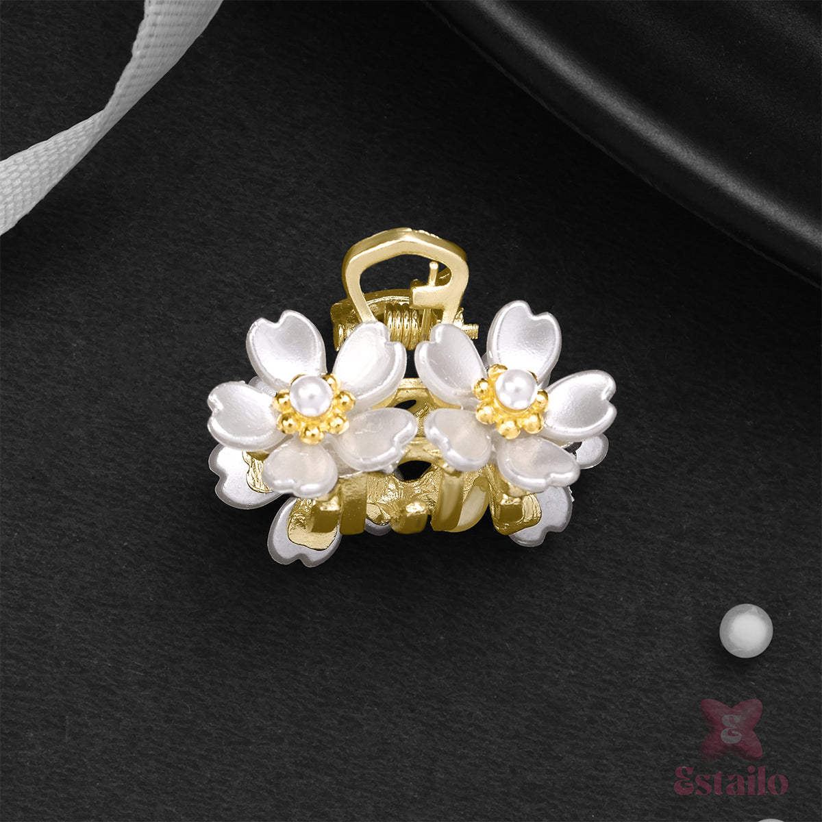 Pearl Flower Hair Claw Clip