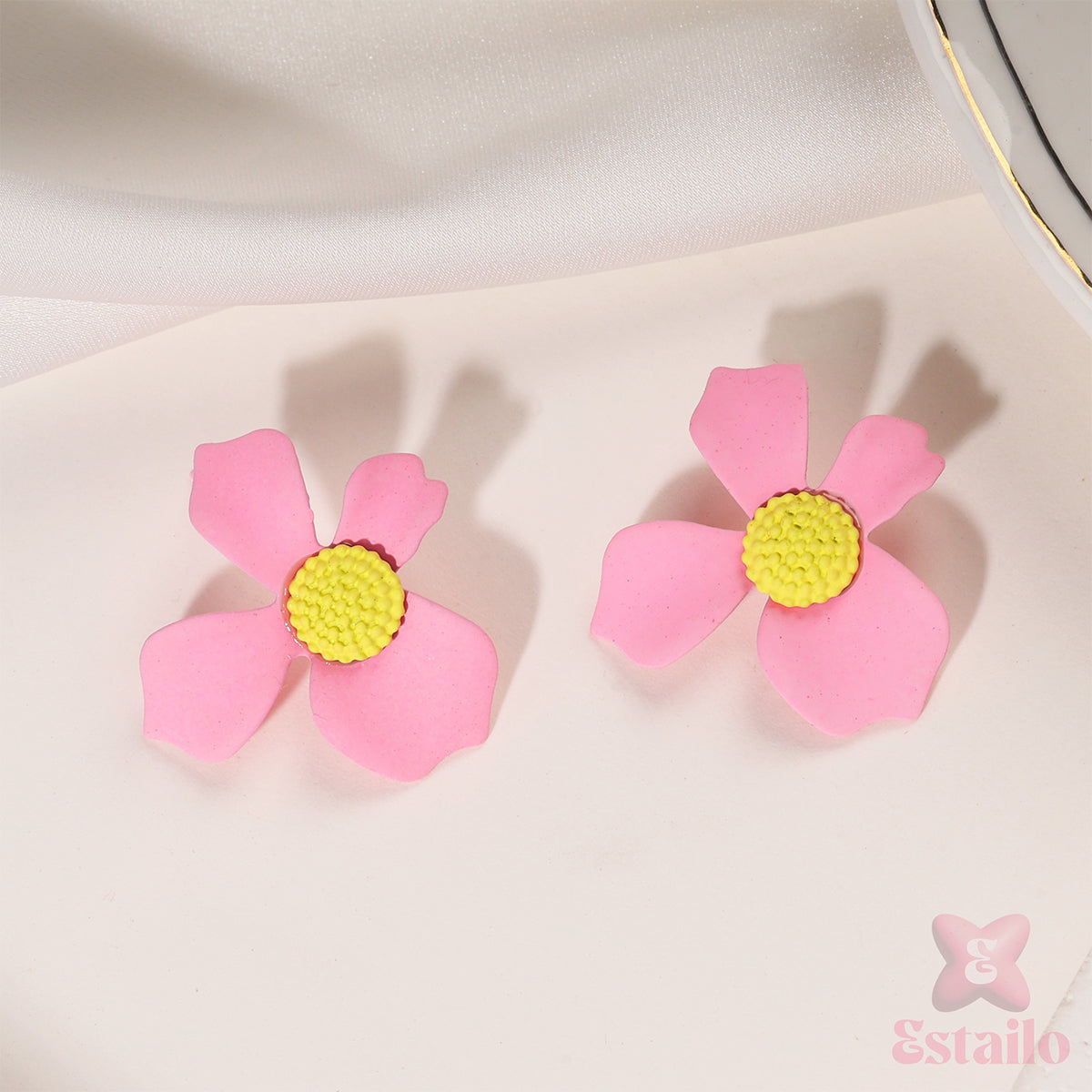 Spring Daisy Studs Earrings