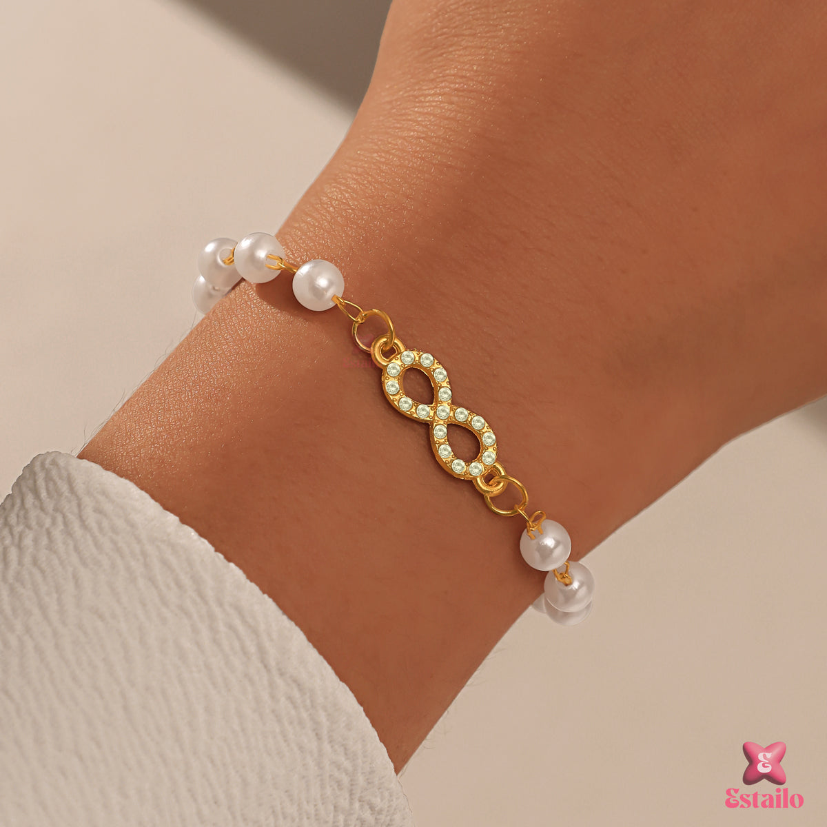 Infinite Pearl Bracelet