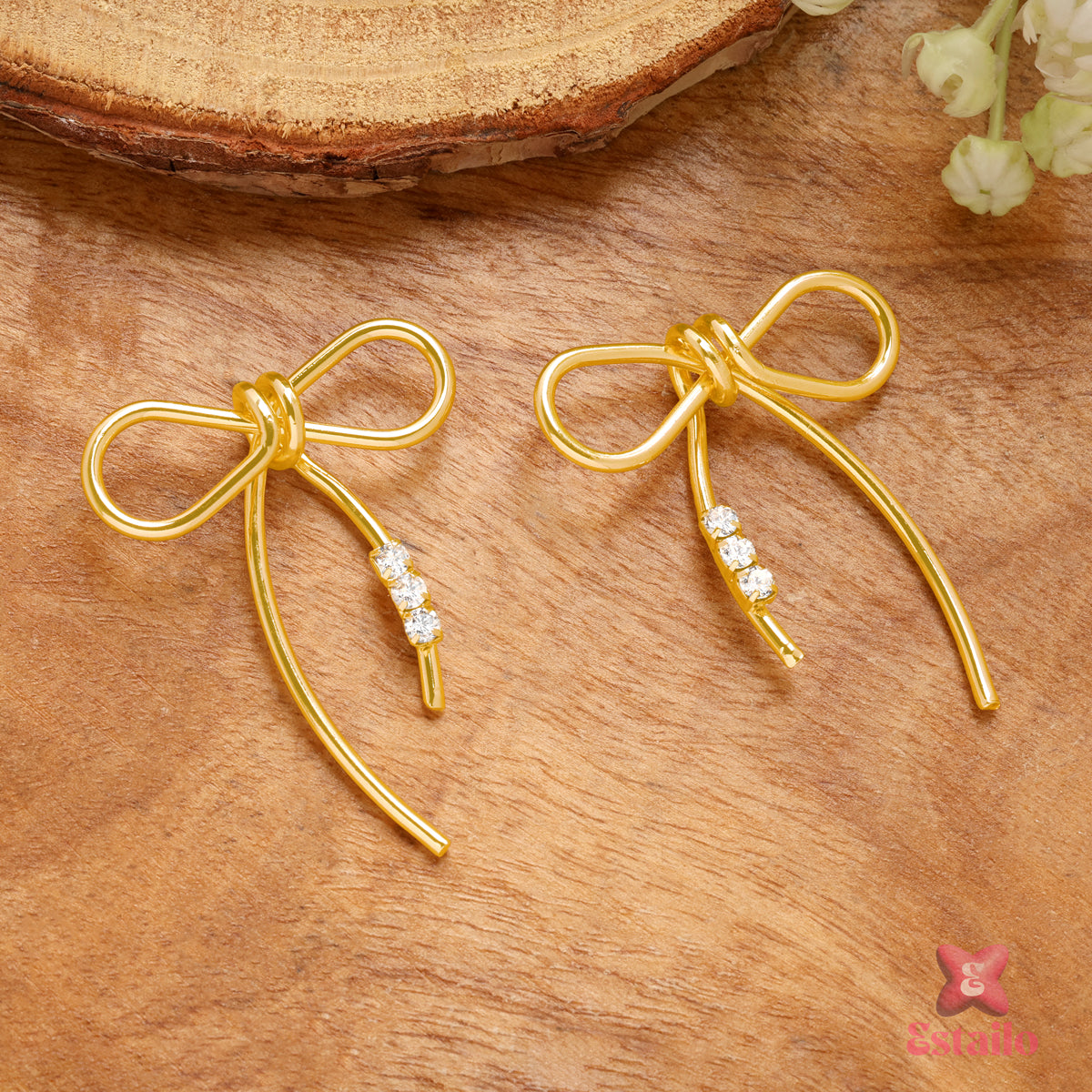 Golden Ribbon Studs Earrings