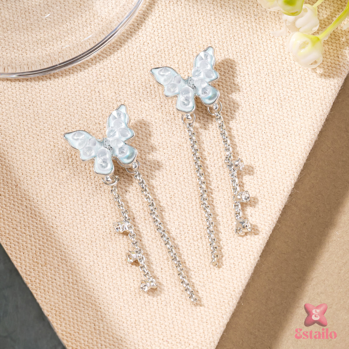 Fluttering Chain Earrings