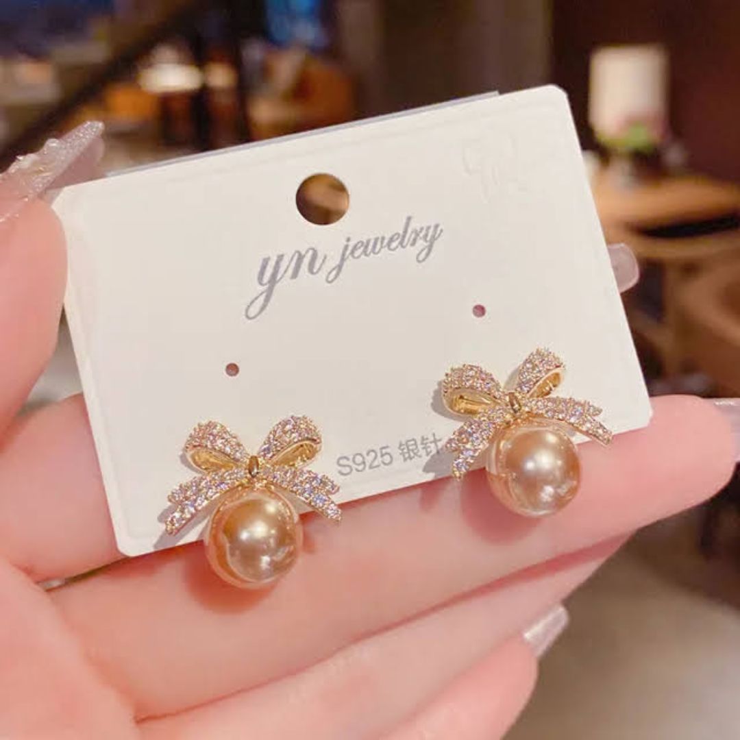 A Pearl Of Wisdom Earrings